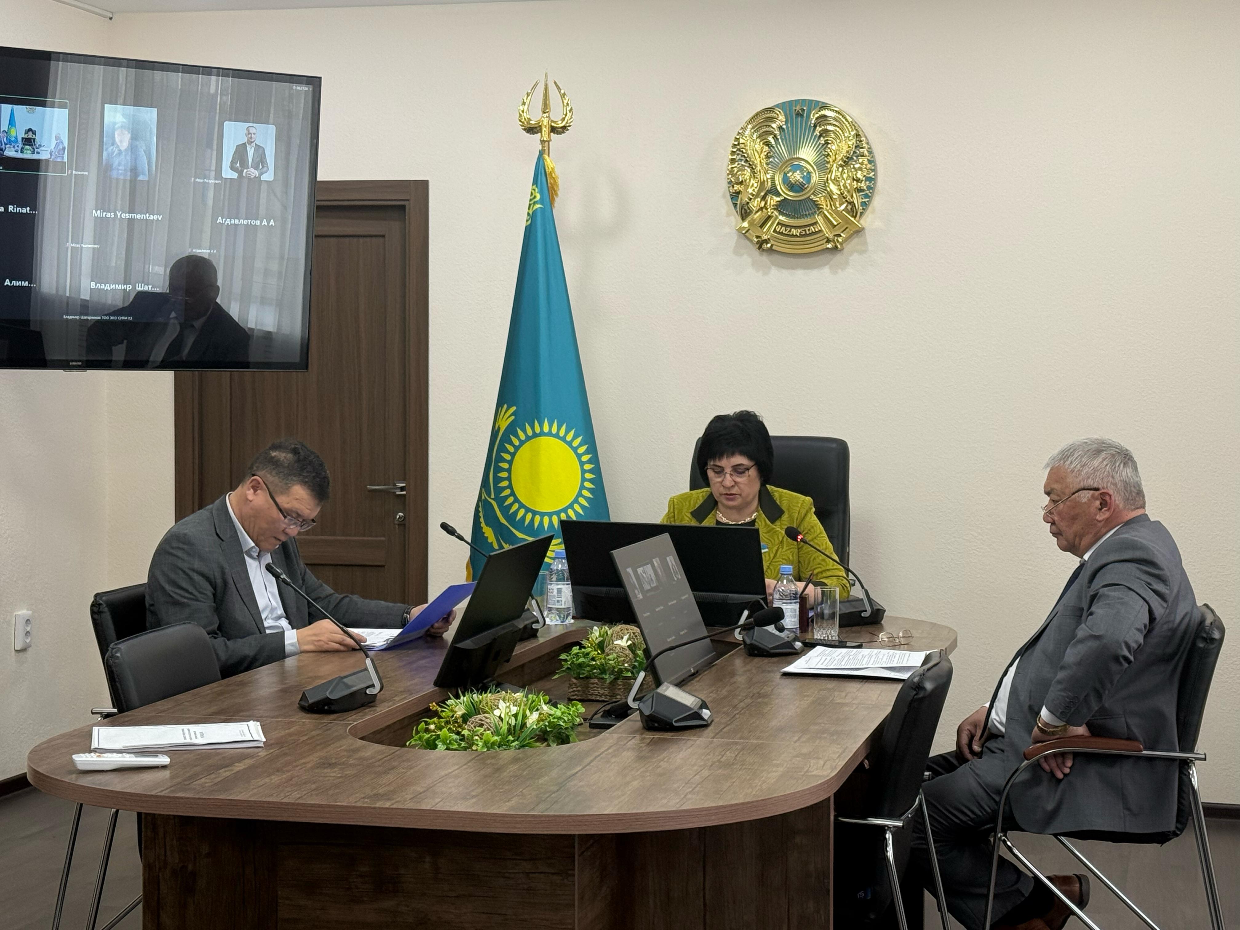 Аудандық мәслихаттың әлеуметтік сала және заңдылық мәселелері жөніндегі тұрақты комиссиясының отырысы