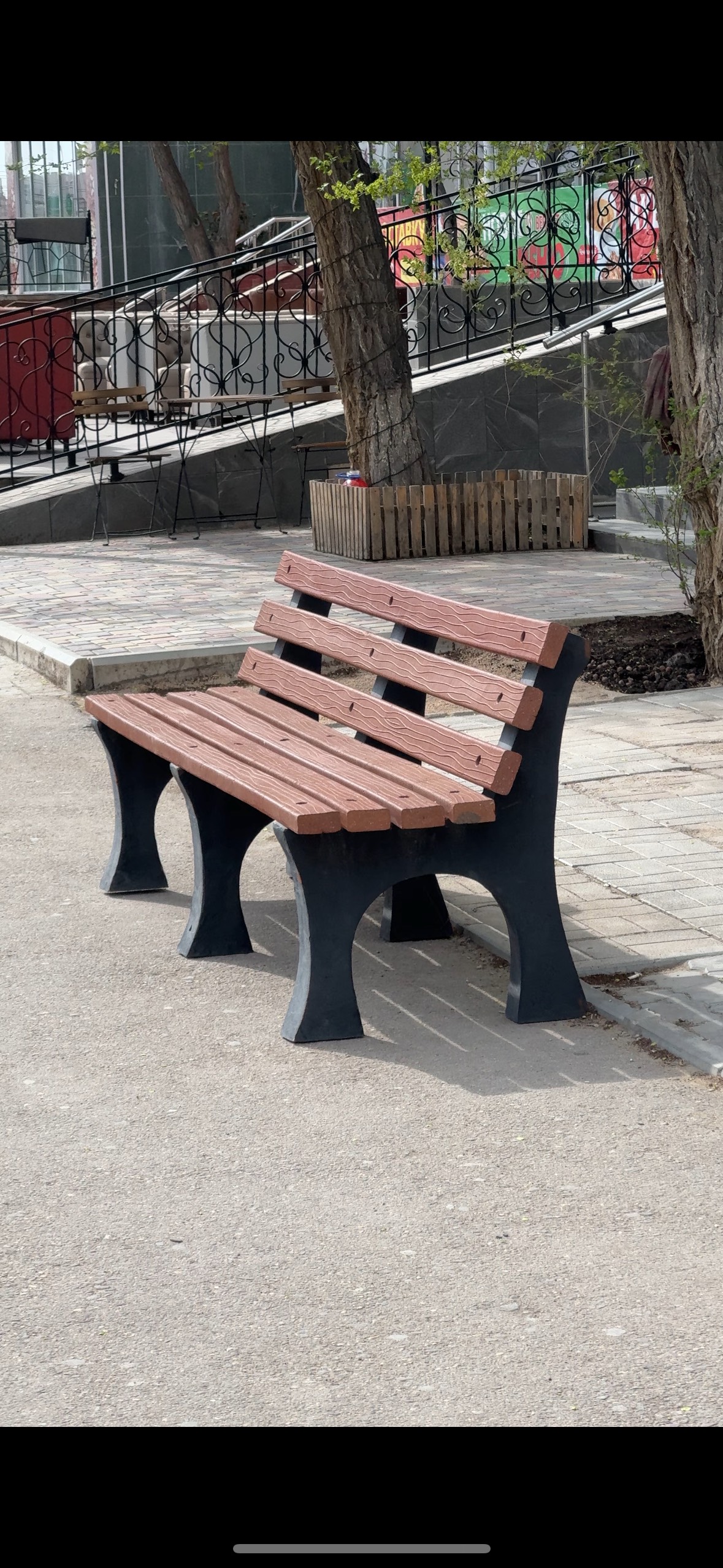 Ақтау қалалық тұрғын үй-коммуналдық шаруашылық бөлімі: орындықтарды ұқыпты ұстау сұралады!