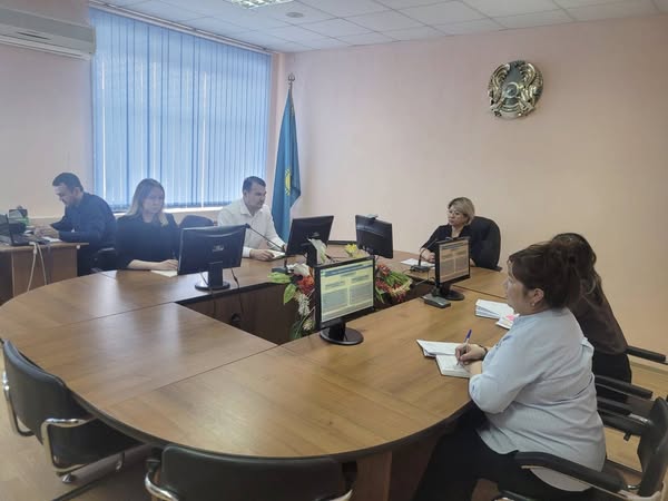 Санитариялық қызметте халықтың санитариялық-эпидемиологиялық саламаттылығы саласындағы мамандарды сертификаттау қызметі көрсетіледі.