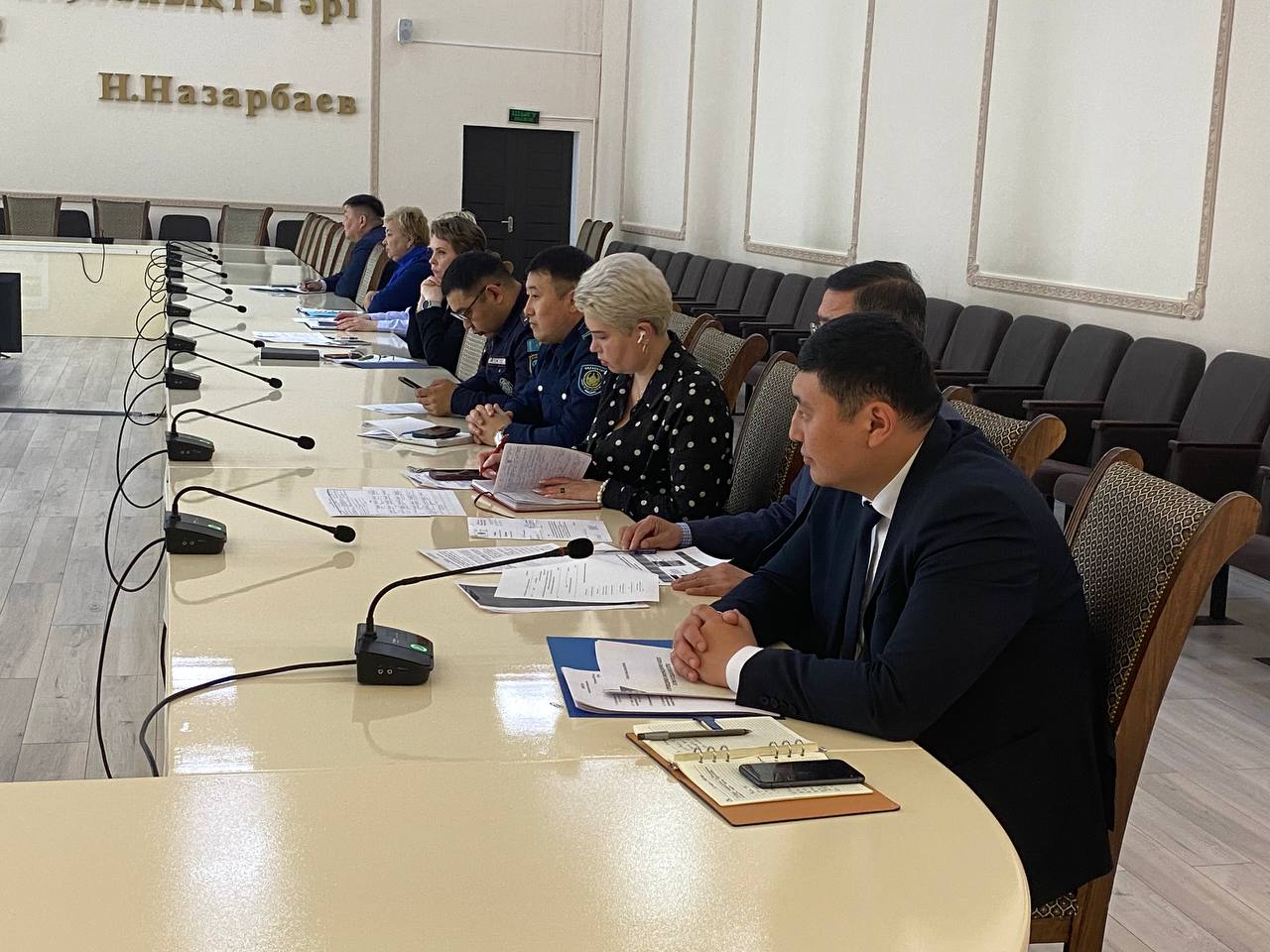 Аппараттық кеңестің отырысы