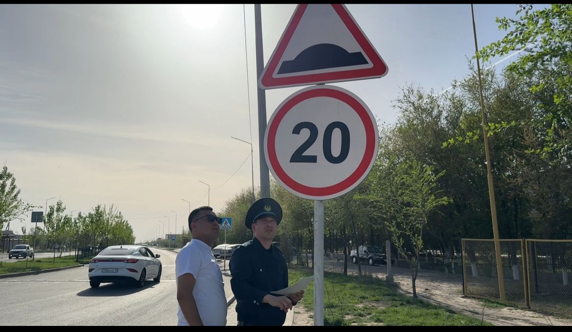 Профилактика:Түркістан облысында жол белгілері жаңартылуда