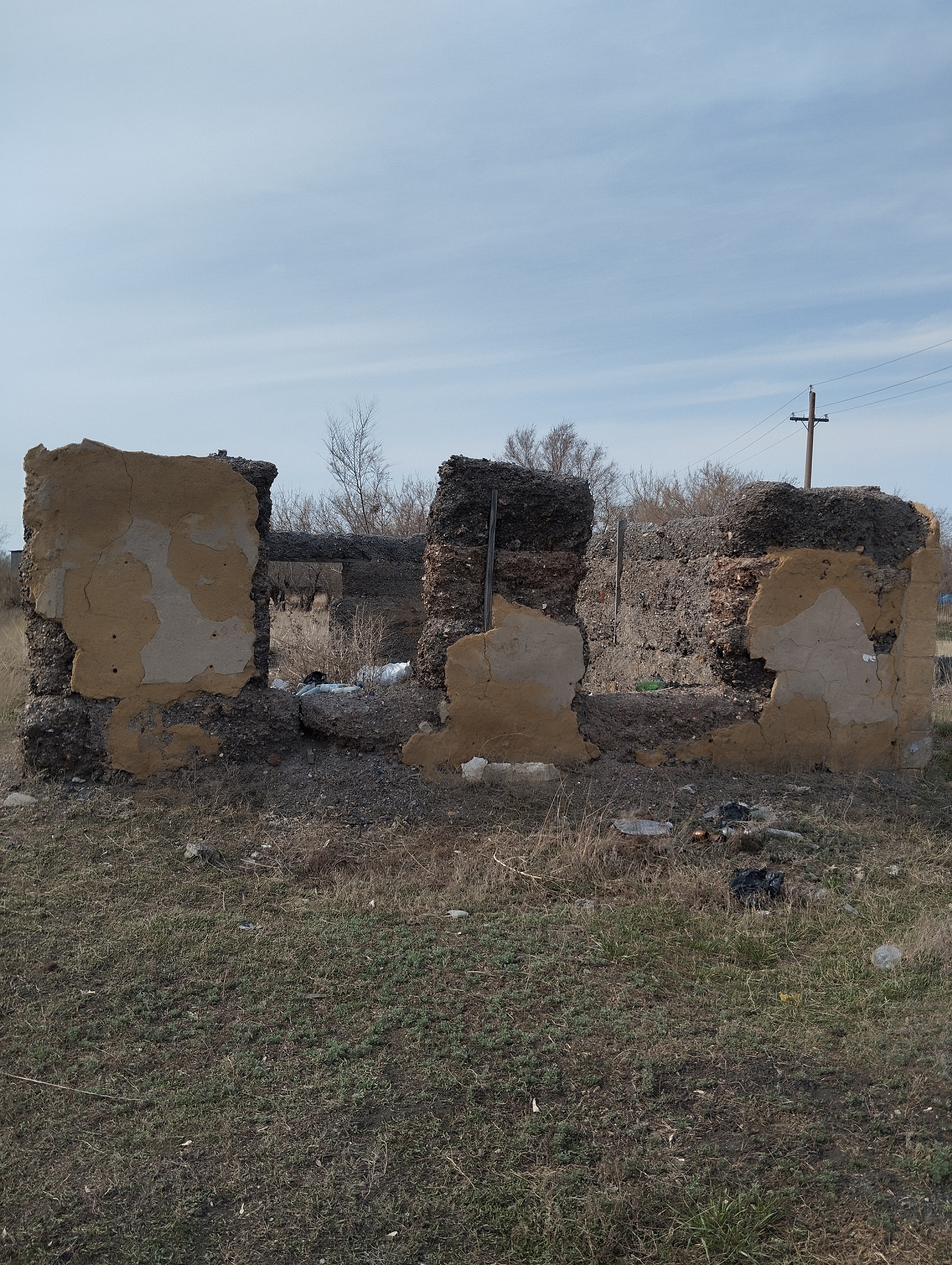 Матрос көшесіндегі ескі үй алып-тастау