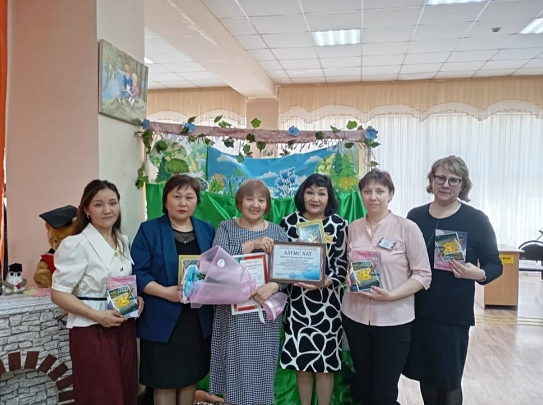 Балалар жазушысы Бахитжамал Сейітқызымен кездесу