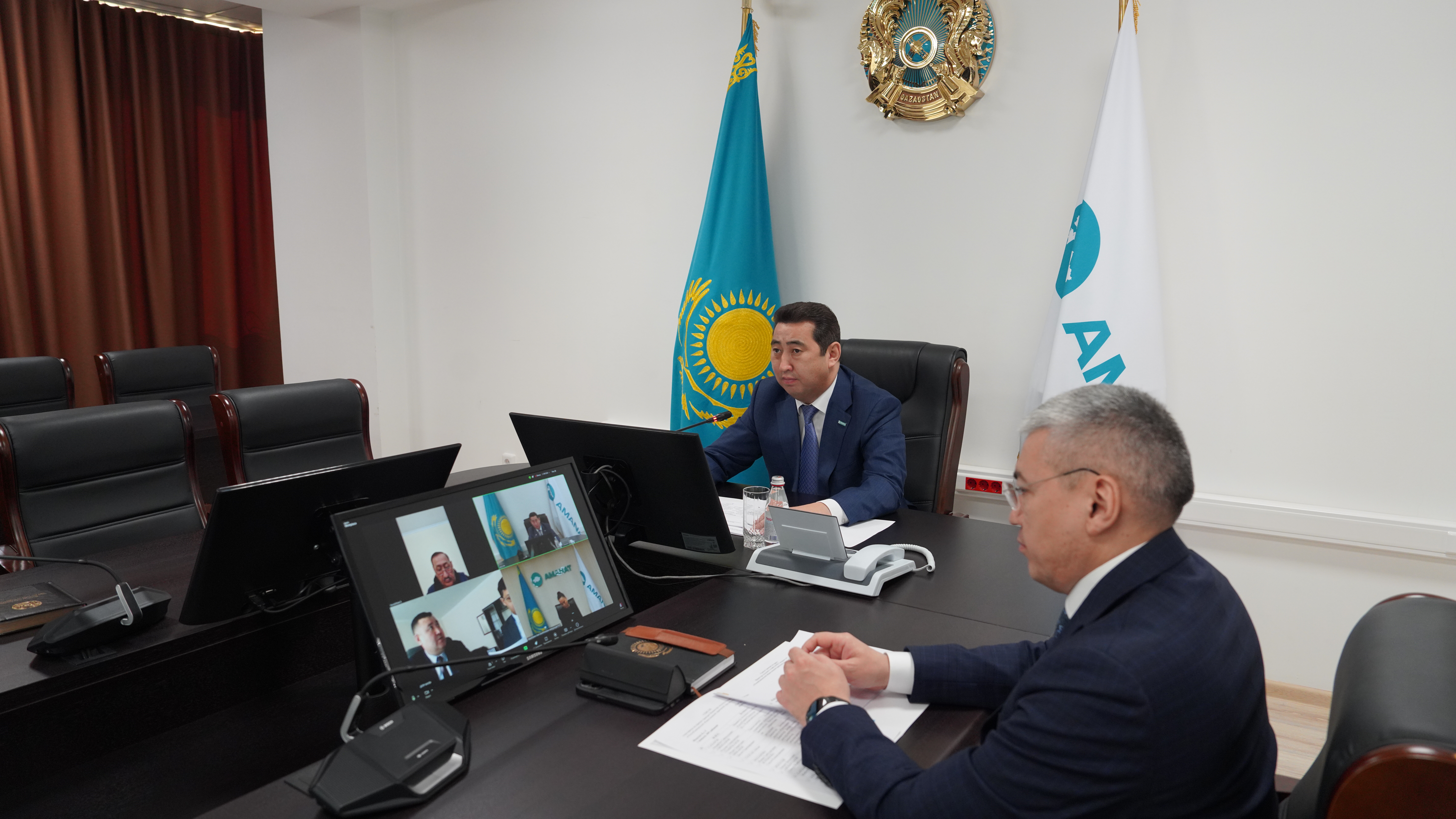 «AMANAT» партиясының қоғамдық қабылдауында ауыл шаруашылығы министрі азаматтарды қабылдады