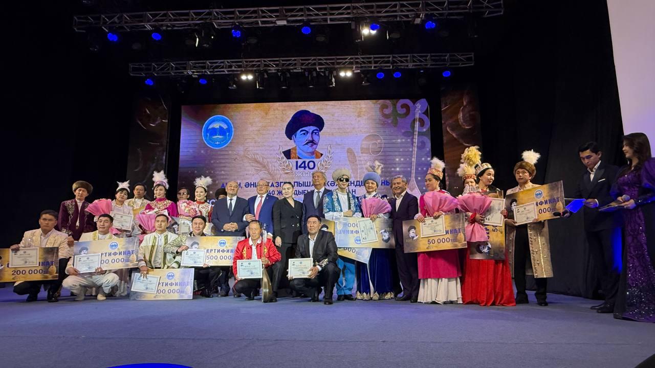 Пышан Жәлмендеұлының 140 жылдығына арналған І республикалық «Сұңқар едім шөлдегі, сұлтан едім елдегі» атты дәстүрлі әншілер байқауы өтті