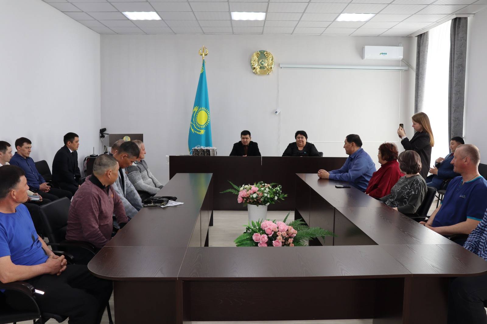 Тұрғын үй-коммуналдық шаруашылық саласының қызметкерлерін марапаттау