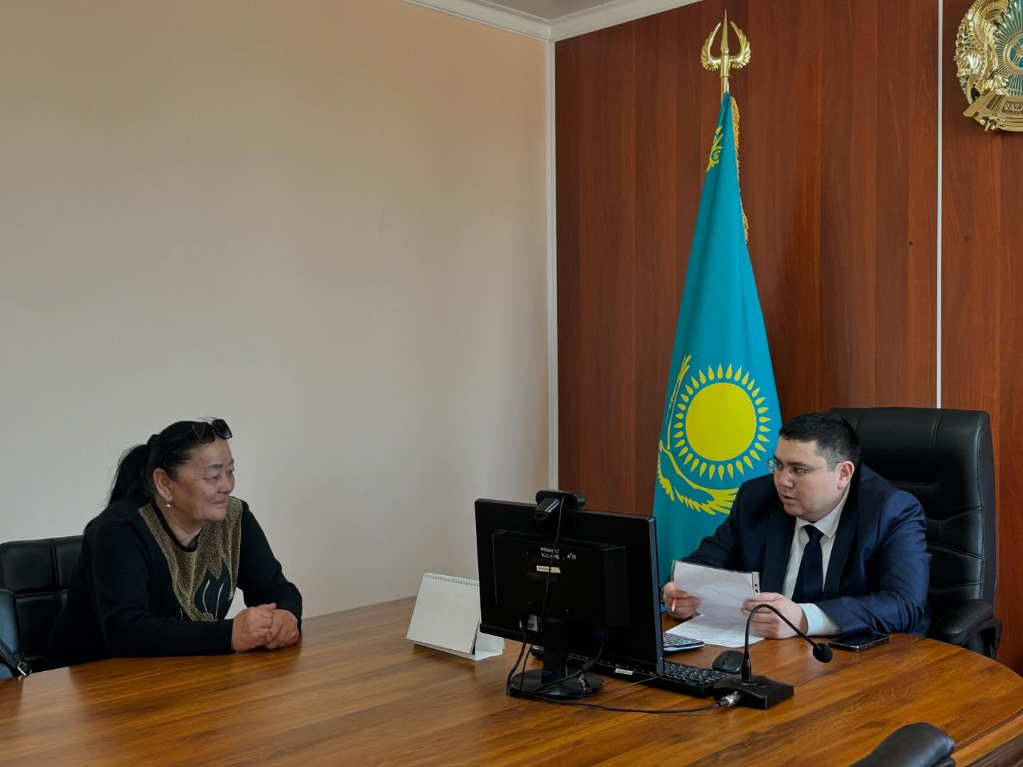 Аудан әкімі тұрғындарды жеке қабылдады