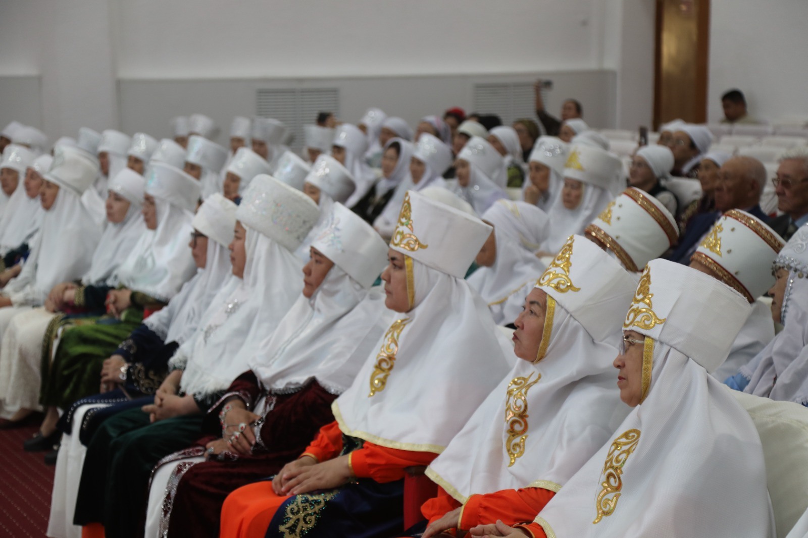 Аралда «Әже – ұлт ұйытқысы, тәрбие бесігі» атты әжелер форумы өтті