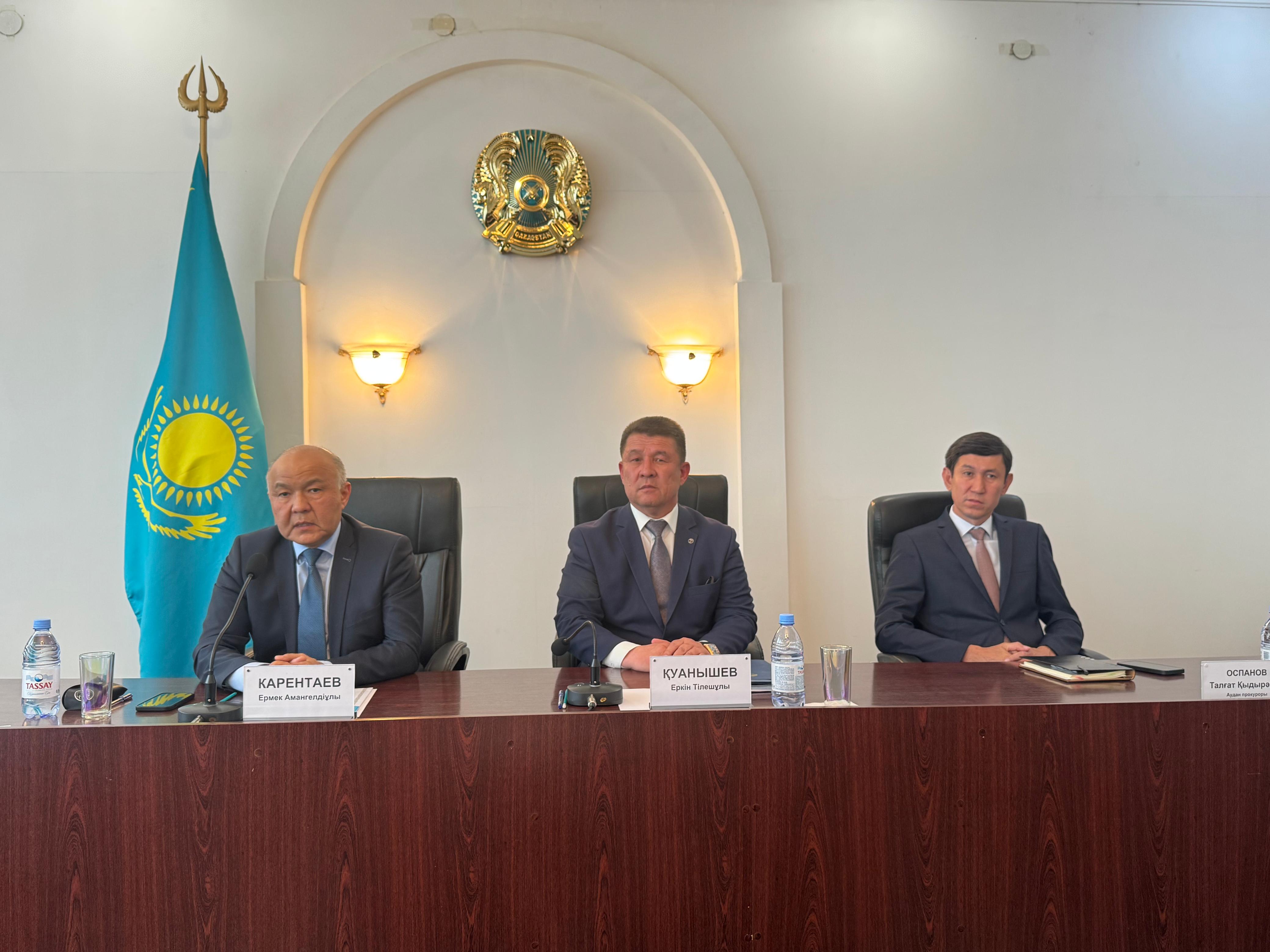 Өкіл Мойынқұм ауданының тұрғындарымен кездесу және жеке қабылдау жүргізді