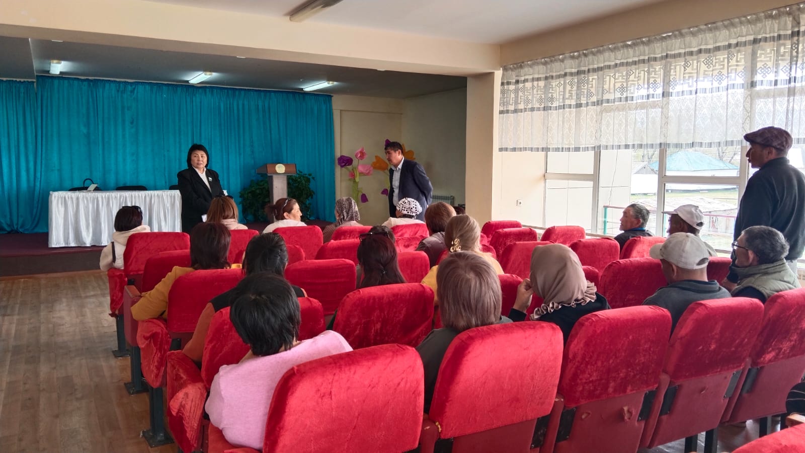 Қызылащы ауылдық округінде кездесу өткізілді.