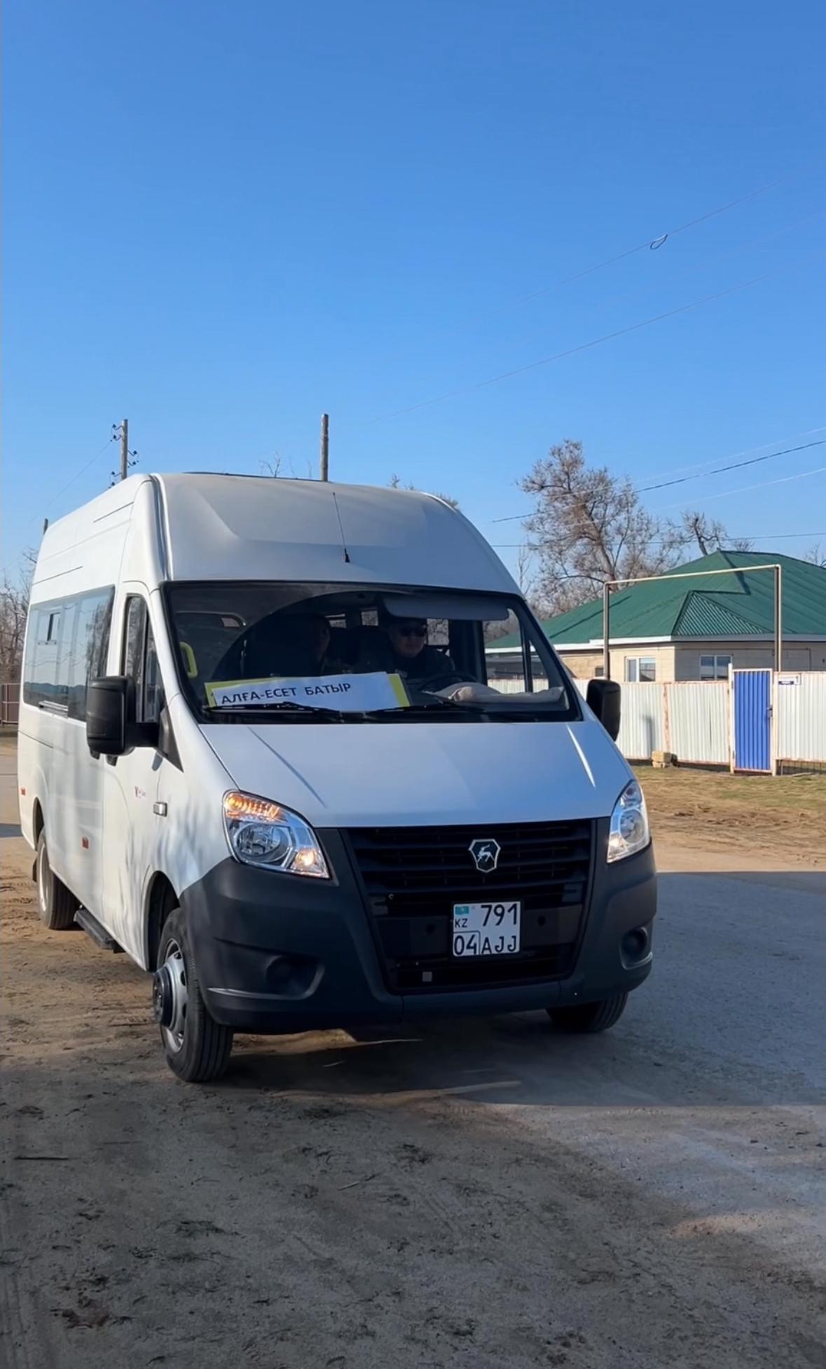 Есет батыр ауылы - Алға қаласы бағытына қоғамдық көлік ұйымдастырылды