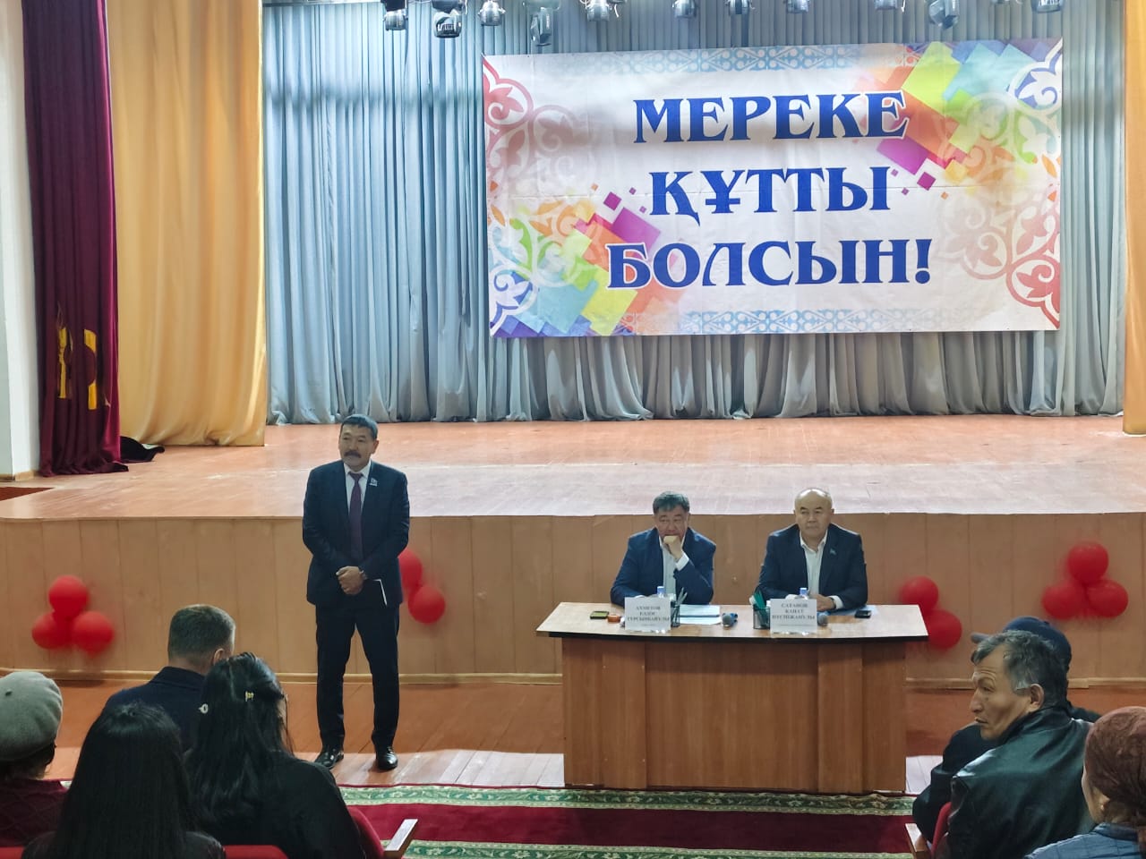 Аудан әкімі Елдос Ахметов Қайнарлы ауылдық округінің тұрғындарымен кездесу өткізді.