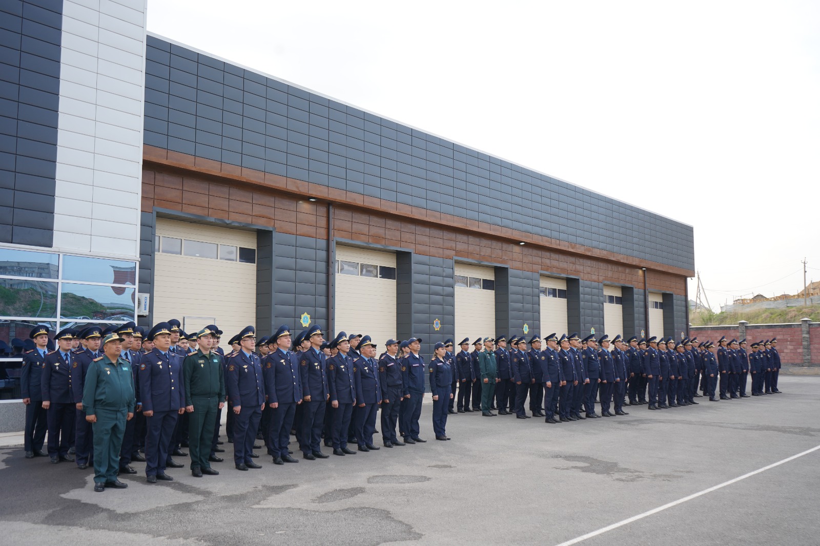 Шымкент қаласы ТЖД жеке құрамы жазғы киім үлгісіне өтті