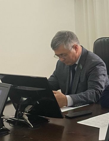 Аудандық мәслихаттың  кезектен тыс сессияда