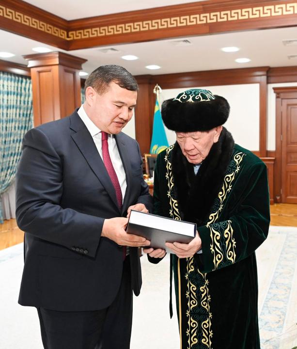 Глава региона встретился с Мухтаром Шахановым