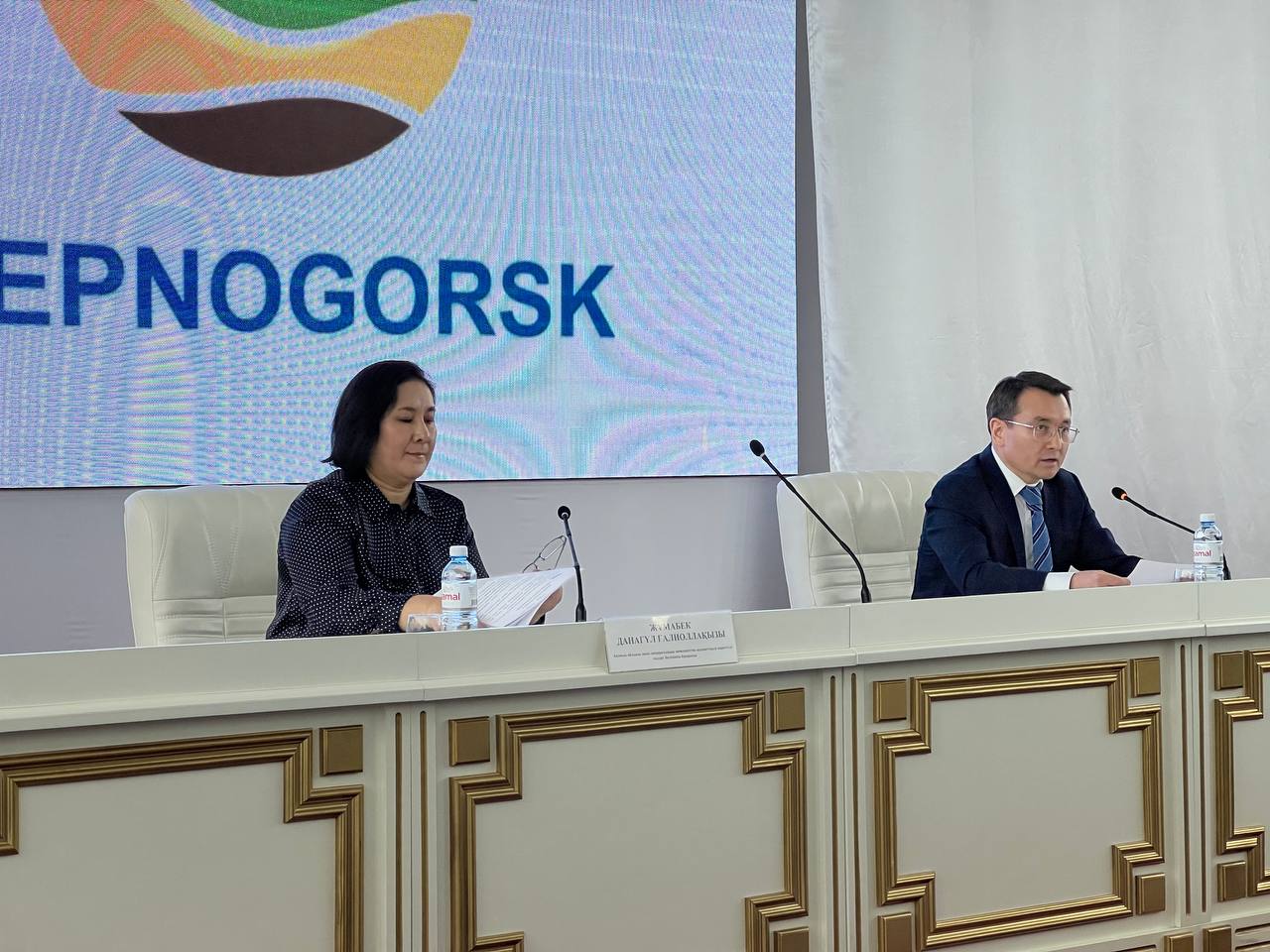 Бүгін мемлекеттік қызмет көрсету жүйесін жетілдіру мәселелеріне арналған семинар өтті.
