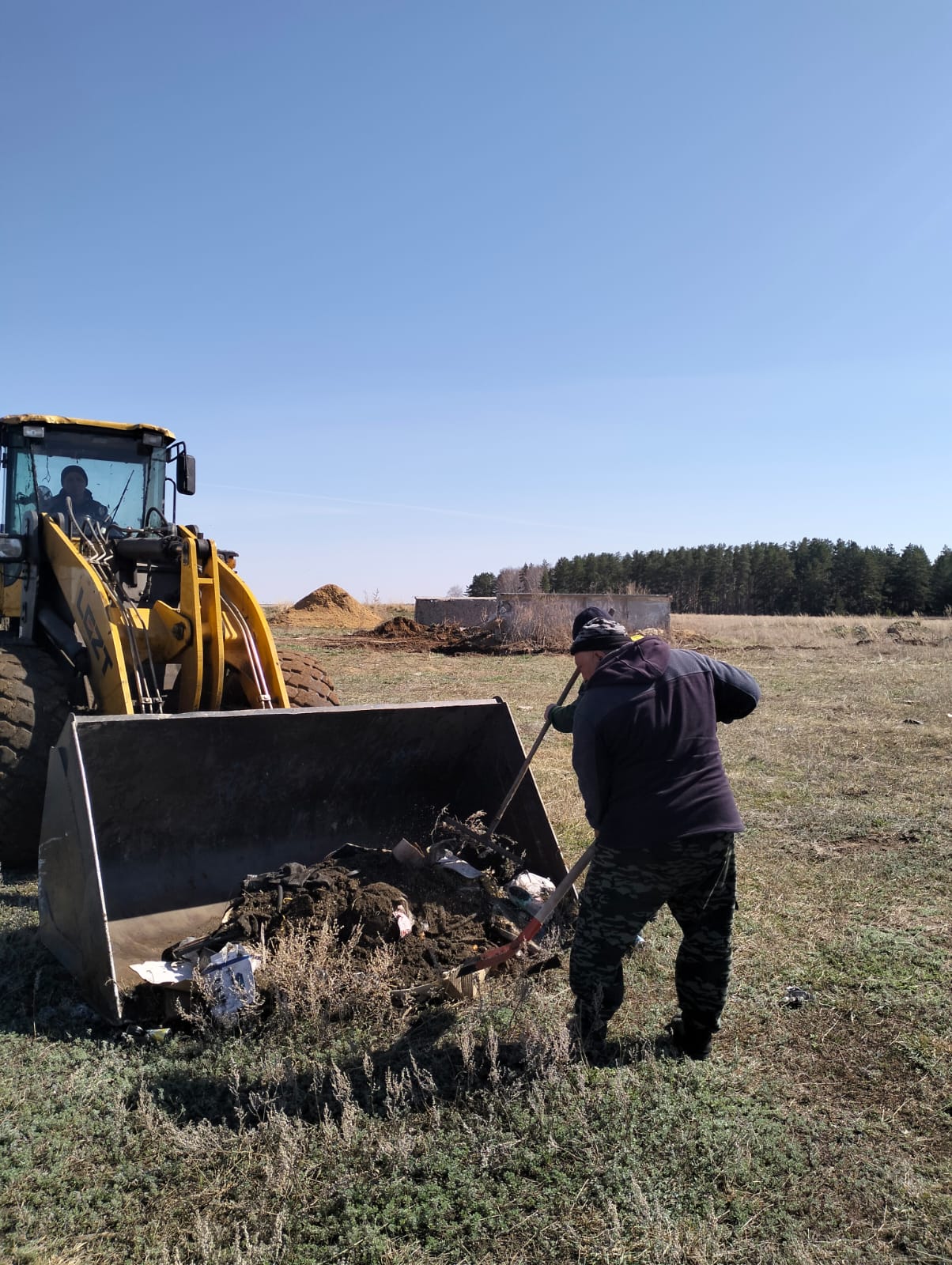 Новонежин ауылындағы мал қорымының айналасында санитарлық тазарту жұмыстары жүргізілді.