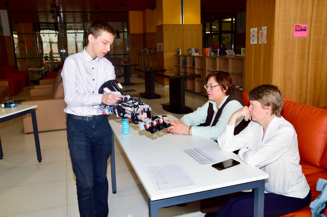 «Құтқарушы роботтар» тақырыбында жобалар байқауы өткізілді