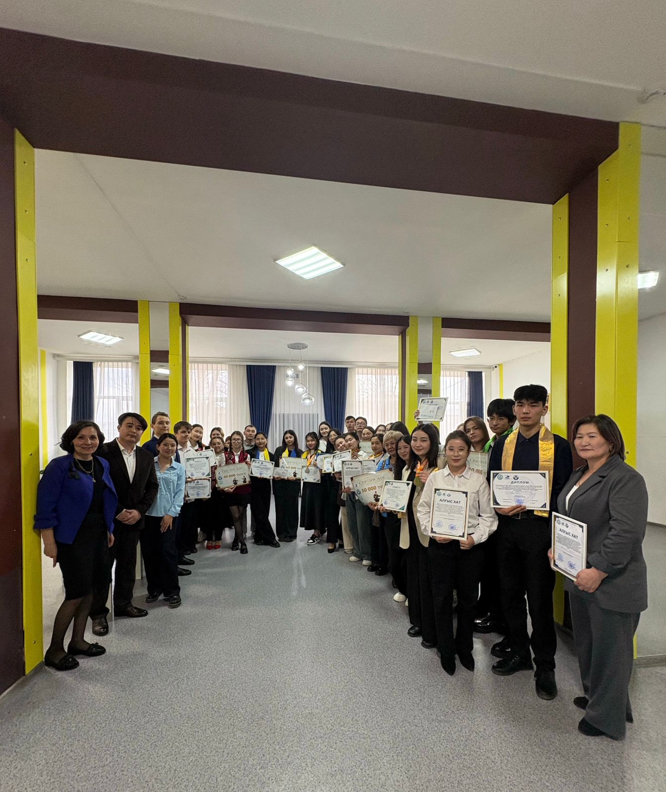 Жұмысшы Мамандықтар жылы аясында өткен аудандық дебат турнирінің нәтижелері!