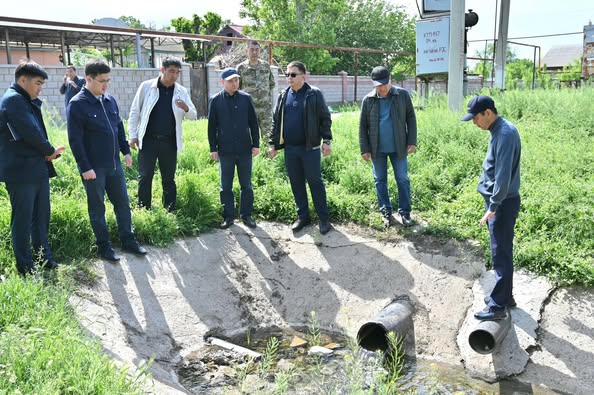 ТҮРКІСТАН: ЖЕТІСАЙДАҒЫ АРЫҚ-АТЫЗДАР МЕН КОЛЛЕКТОРЛАРДЫҢ ЖАҒДАЙЫНА ТАЛДАУ ЖҮРГІЗІЛДІ