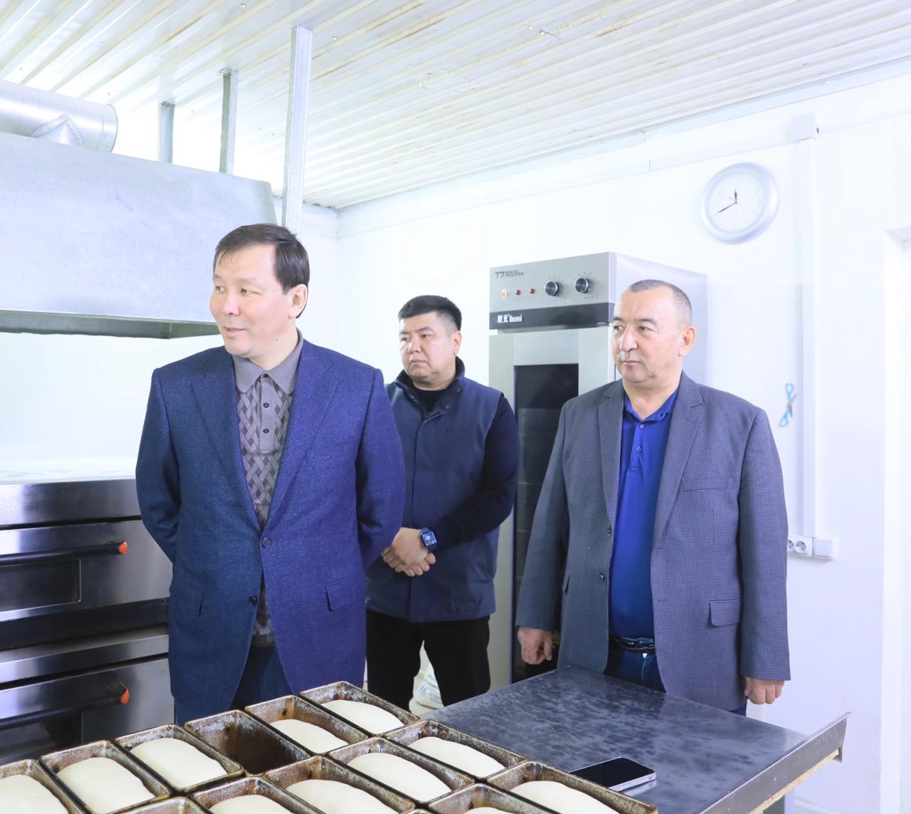 Арық аяқтарымен ренжіді Хардкор лесбиянканың порно видеосы