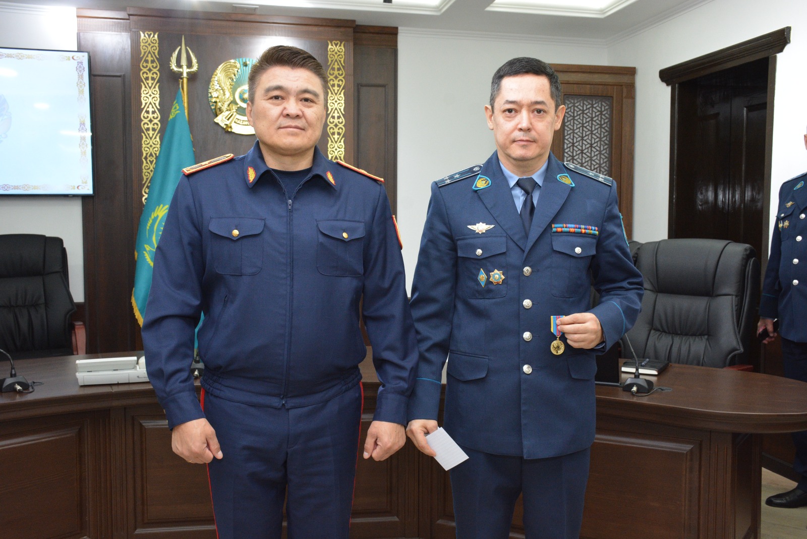 Полиция департаментінде өзіндік қауіпсіздік басқармасының қызметкерлері марапатталды