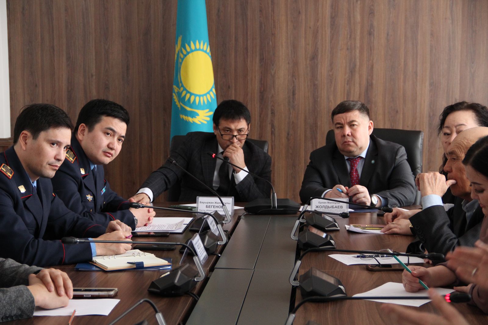 «Заң мен Тәртіп»: Ұлытау облысында сыбайлас жемқорлыққа қарсы іс-қимыл мәселелері бойынша Қоғамдық кеңестің отырысы өтті