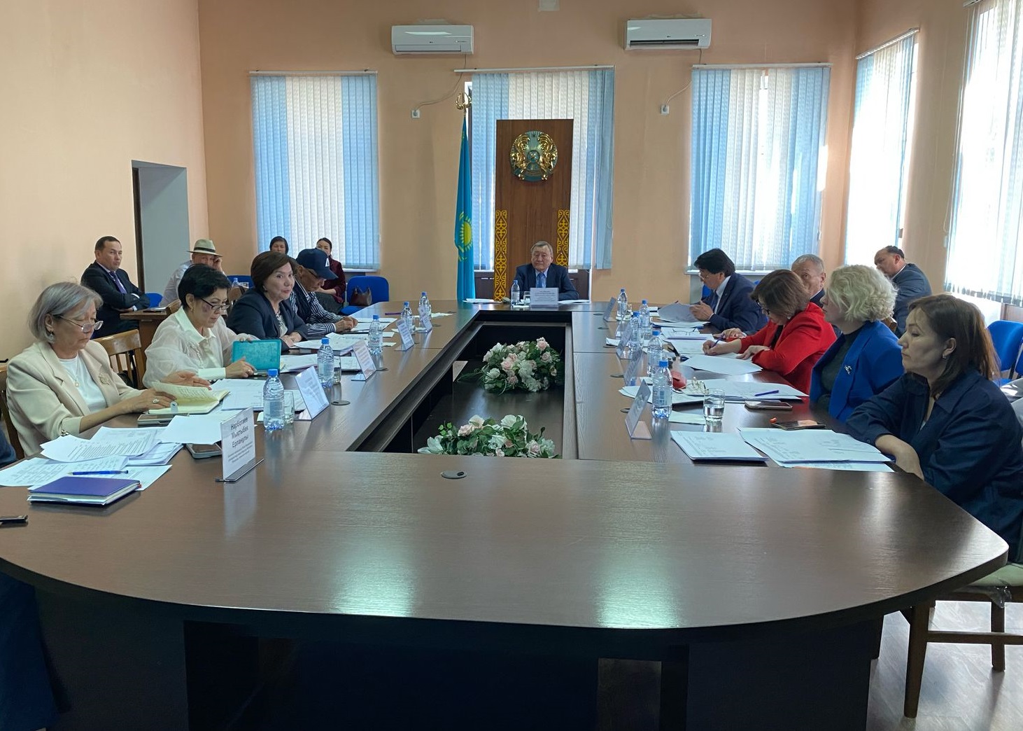 Шымкент қаласы білім басқармасы 9 білім беру ұйымының директор лауазымына конкурс өткізді.