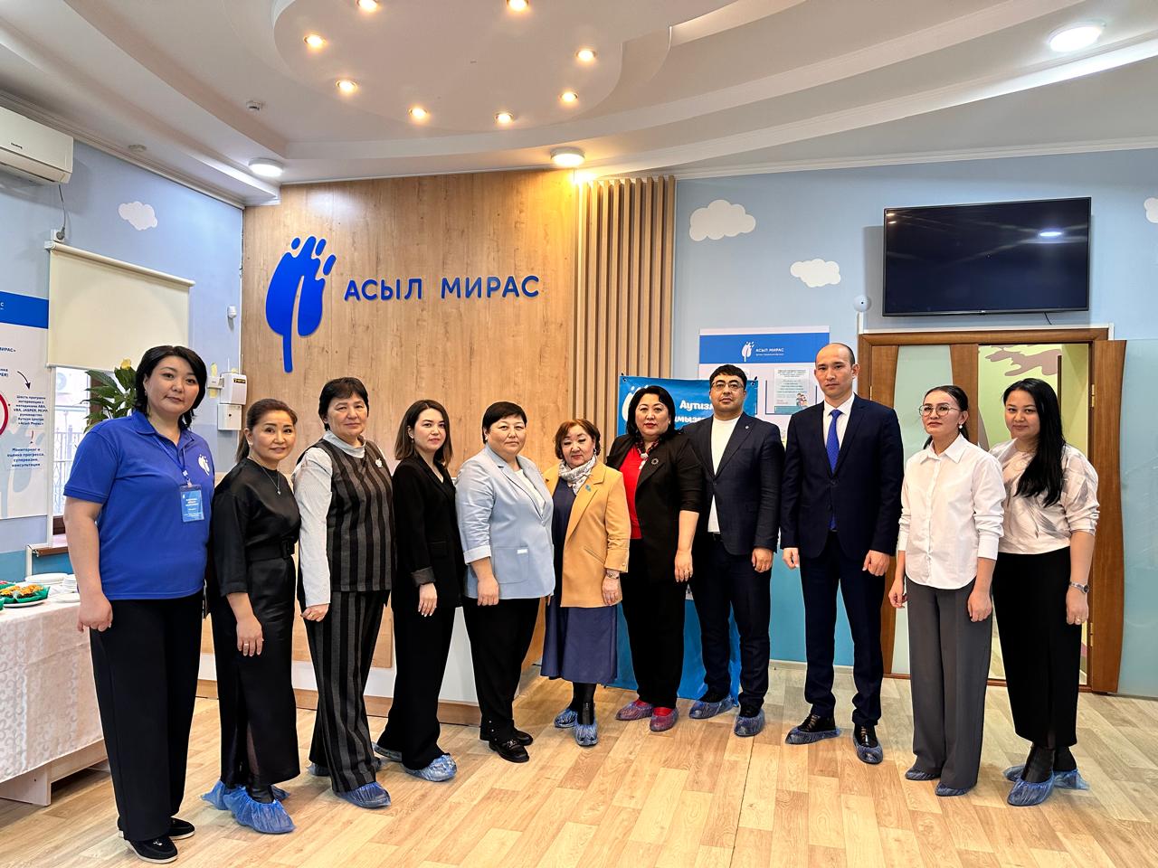 «Аутизм саласындағы мамандардың шетелдік жұмыс тәжірибесі «Аутизм және психомоторлық терапия» облыстық ғылыми - әдістемелік дөңгелек үстел