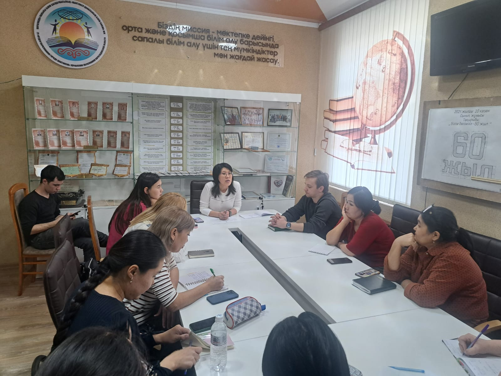 Шахтинск қаласының білім бөлімінің әдіскері С.С.Сагадиеваның пікірсайыс клубтарының басшыларымен әдістемелік семинары өткізілді.