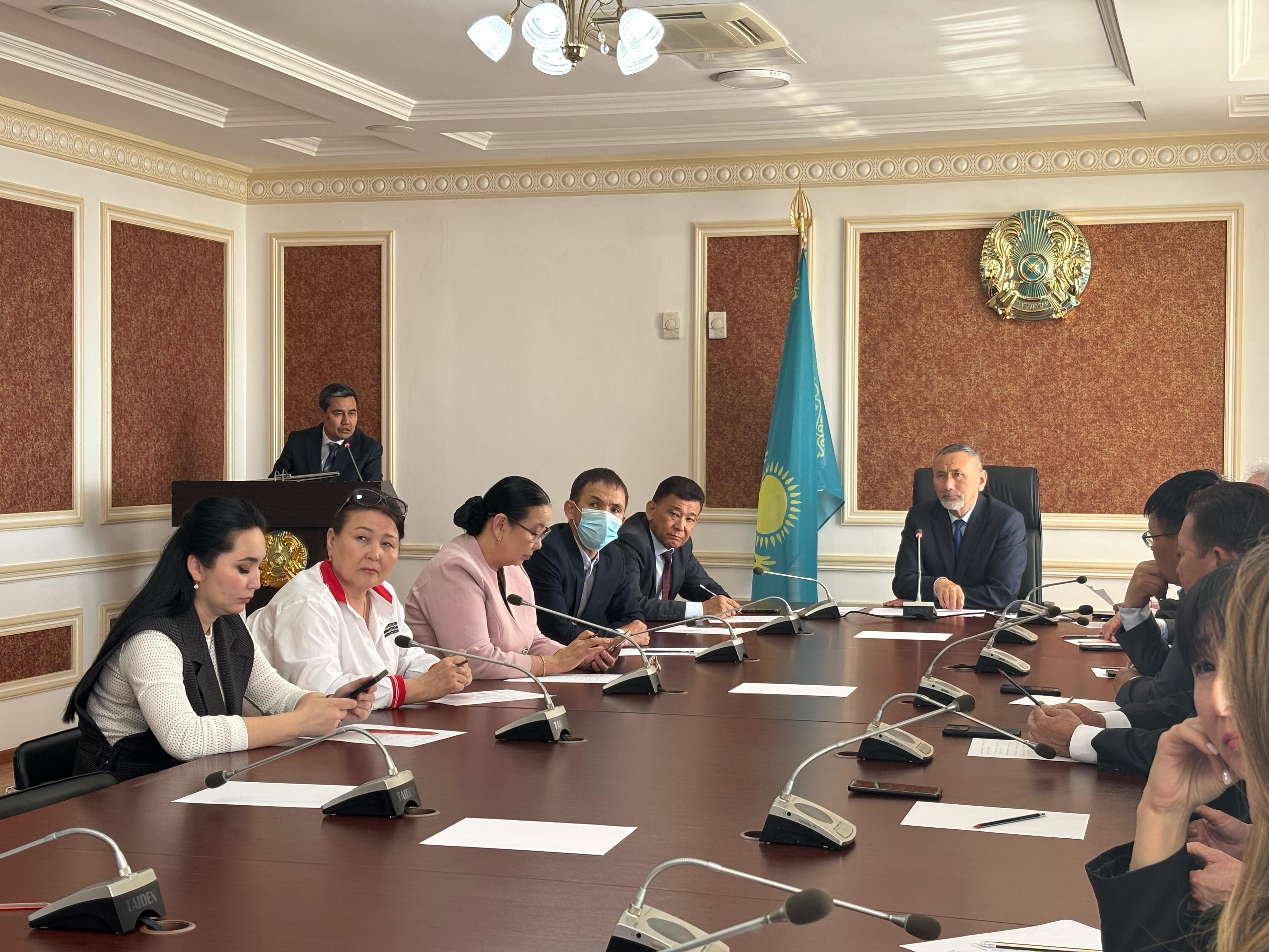 Ағымдағы жылдың 17 сәуір күні кеңес төрағасы Әбділов Оңайбек Нұрасылұлының төрағылығымен Маңғыстау облысы Қоғамдық кеңесінің кезекті отырысы өтті.