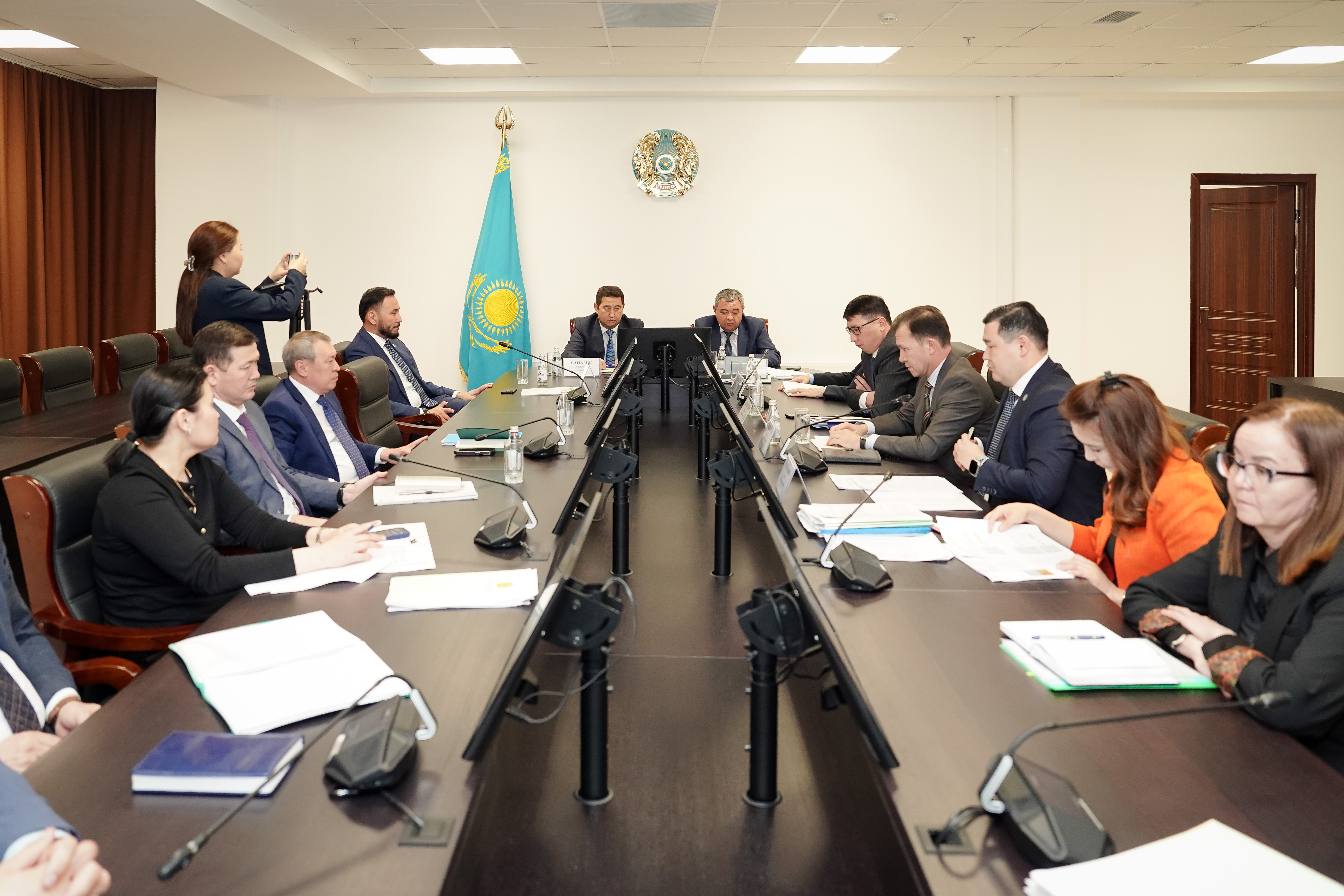 ҚР Ауыл шаруашылығы министрлігінде ауыл халқын жыл бойы жұмыспен қамту шаралары талқыланды