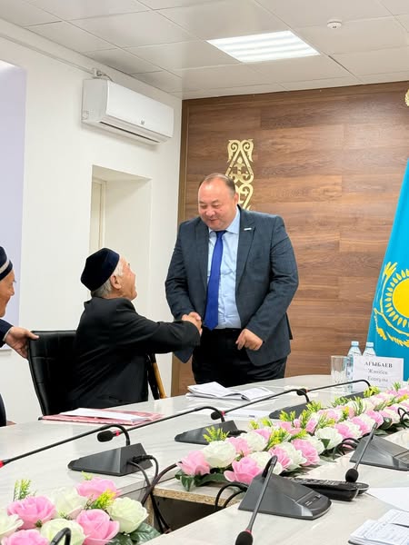 КЕЛЕС АУДАНЫНЫҢ ӘКІМІ АЗАМАТТАРДЫ ЖЕКЕ ҚАБЫЛДАДЫ