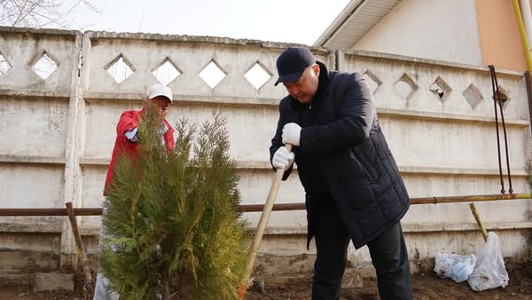 АЛҒЫС АЙТУ КҮНІ: КЕЛЕСТЕ 7 МЫҢНАН АСА АДАМ ТАЗАЛЫҚ ШАРАСЫНА ҚАТЫСТЫ