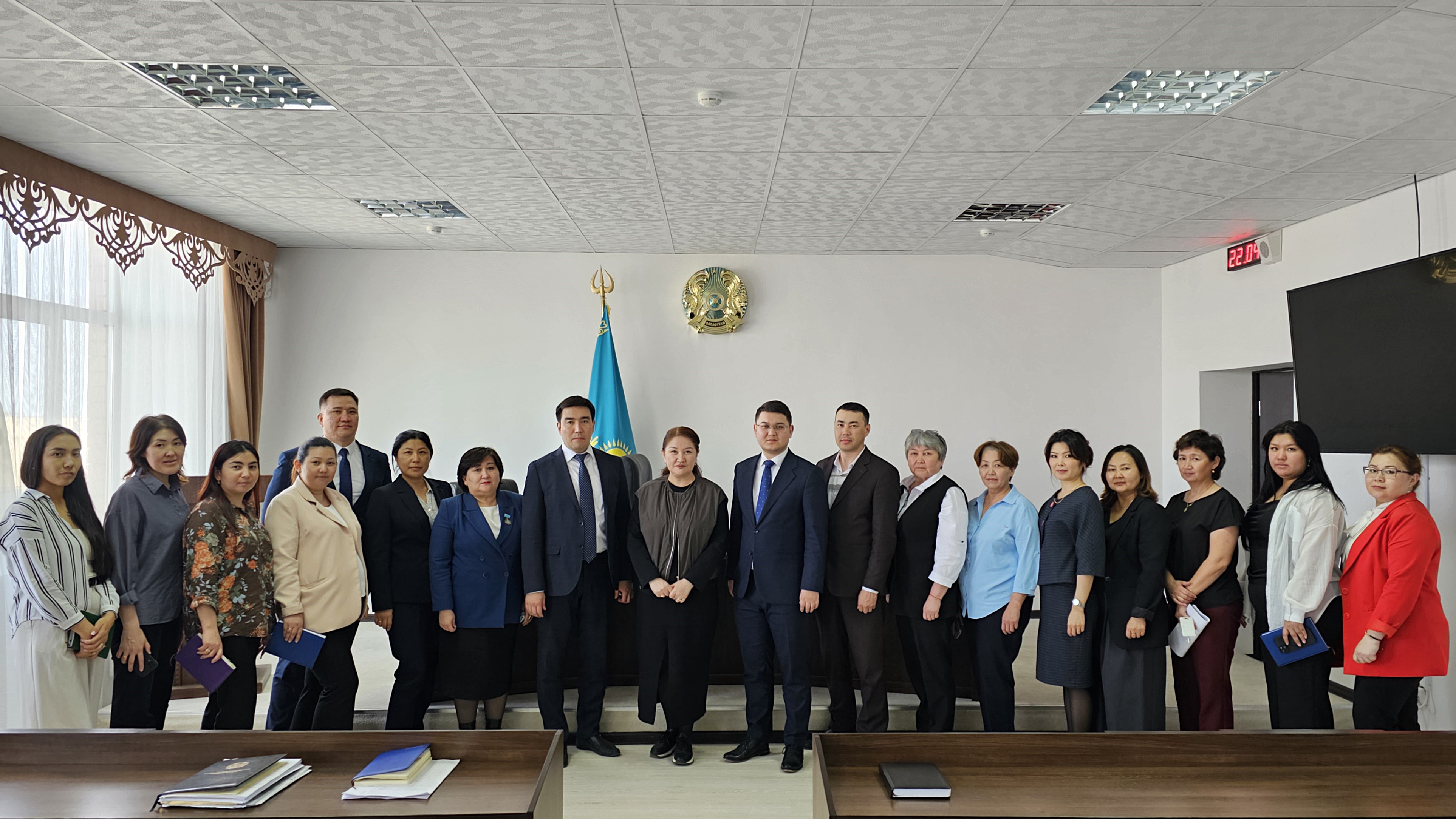 Әдеп жөніндегі уәкіл Целиноград ауданының мемлекеттік қызметшілерімен кездесу өткізді