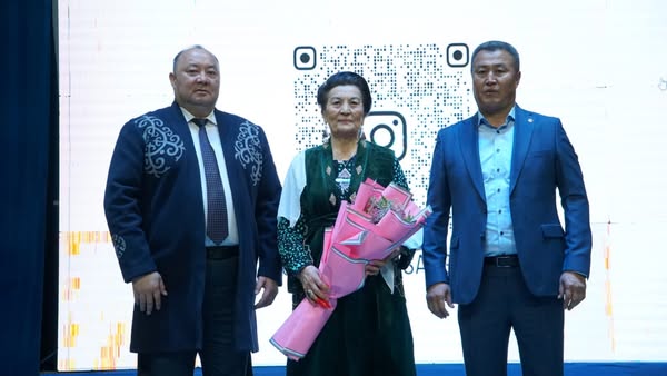 МЕМЛЕКЕТ ЖӘНЕ ҚОҒАМ ҚАЙРАТКЕРІ ОРАЗКҮЛ АСАНҒАЗЫҚЫЗЫ КЕЛЕС ХАЛҚЫМЕН КЕЗДЕСТІ