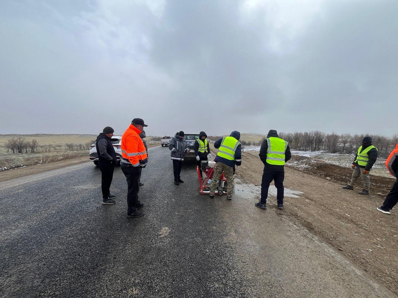 Заң мен тәртіп: жол құрылысы антикор еріктілерінің бақылауында