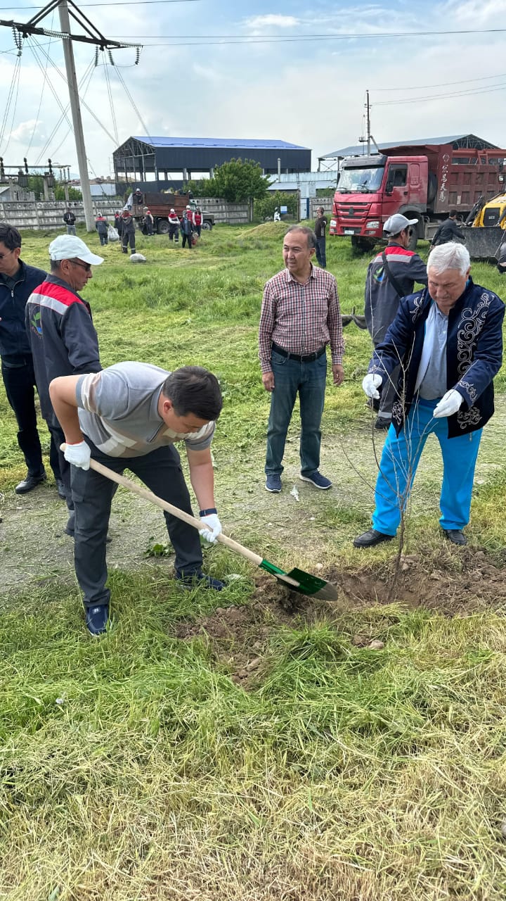 «ҚАЛА ТАЗАЛЫҒЫ- ҚОҒАМ МӘДЕНИЕТІ» ТҰРАН АУДАНЫНДА САНИТАРЛЫҚ ТАЗАЛЫҚ ЖҰМЫСТАРЫ ҚАРҚЫН АЛДЫ