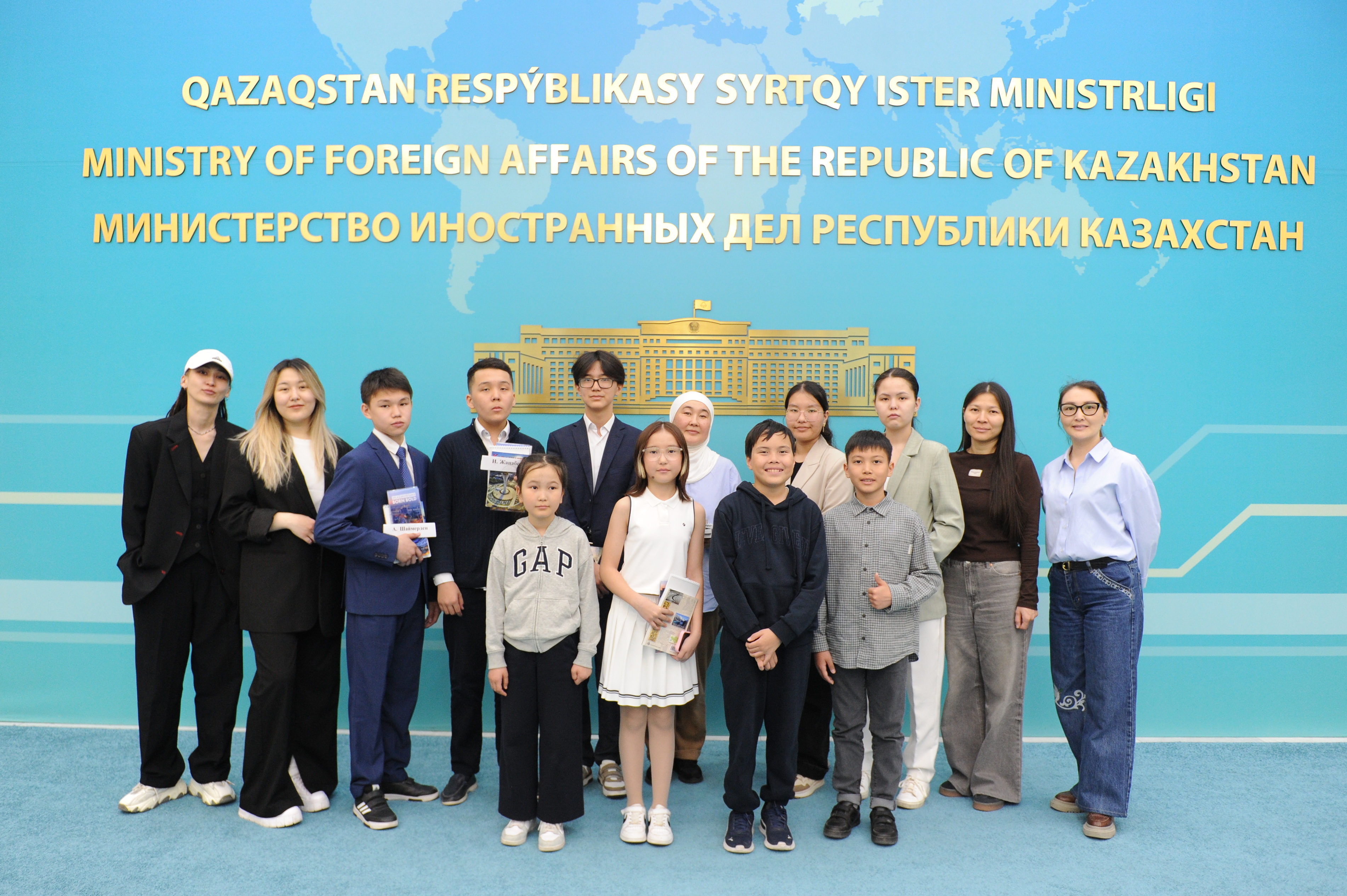Ерекше делегация Қазақстанның Сыртқы істер министрлігін аралады
