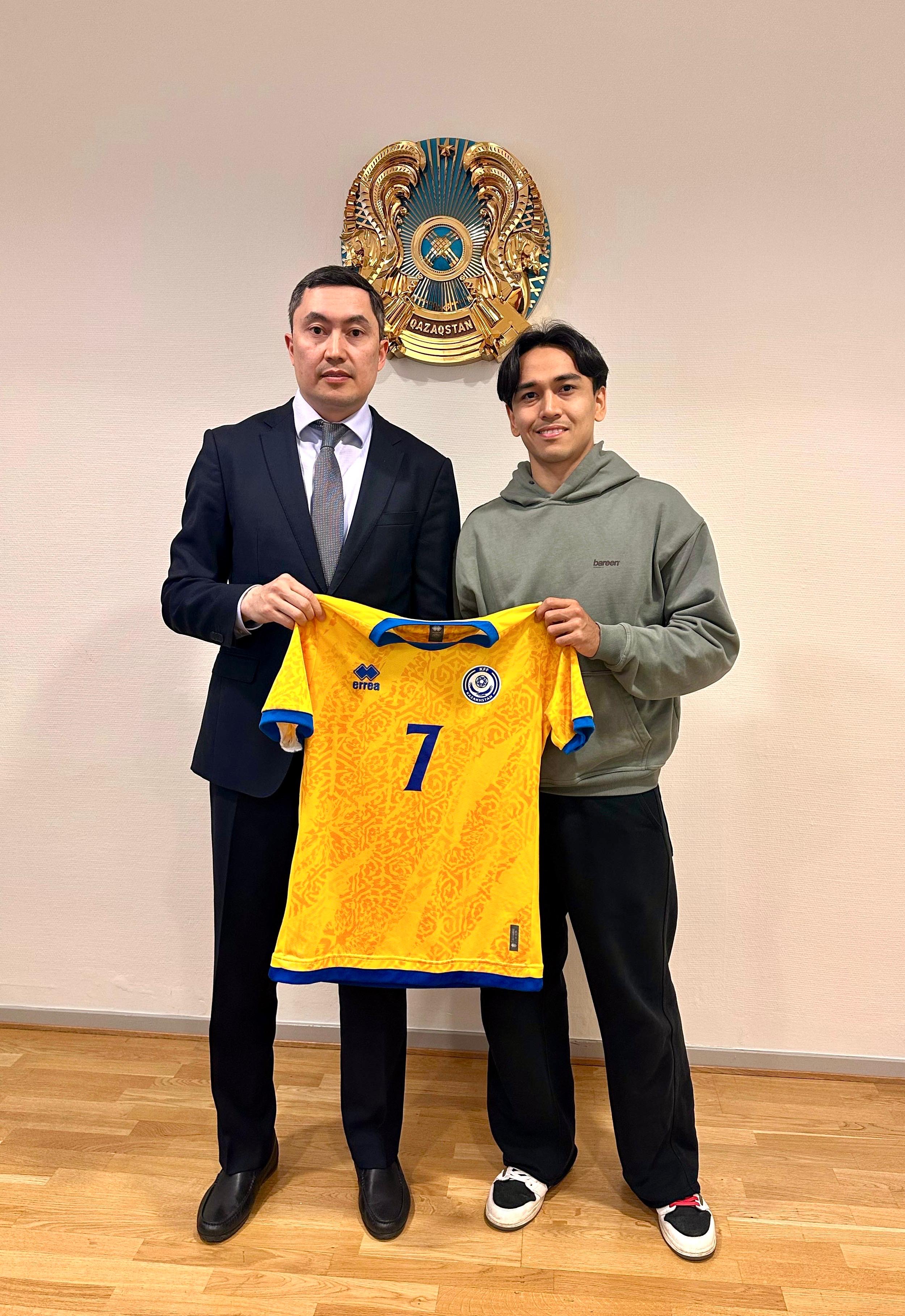 Meeting of the Ambassador of Kazakhstan to Sweden Olzhas Suleimenov with football player Ramazan Orazov