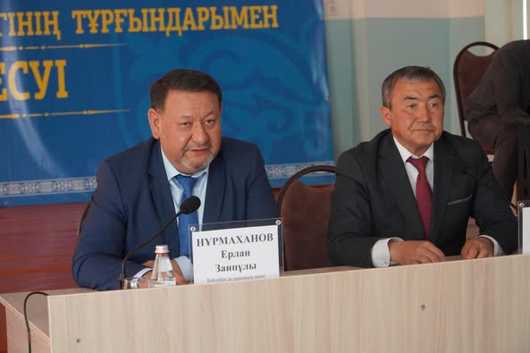 БӘЙДІБЕК: АУДАН ӘКІМІ ЕРЛАН НҰРМАХАНОВ БОРЛЫСАЙ АУЫЛДЫҚ ОКРУГІНДЕ ТҰРҒЫНДАРМЕН КЕЗДЕСТІ