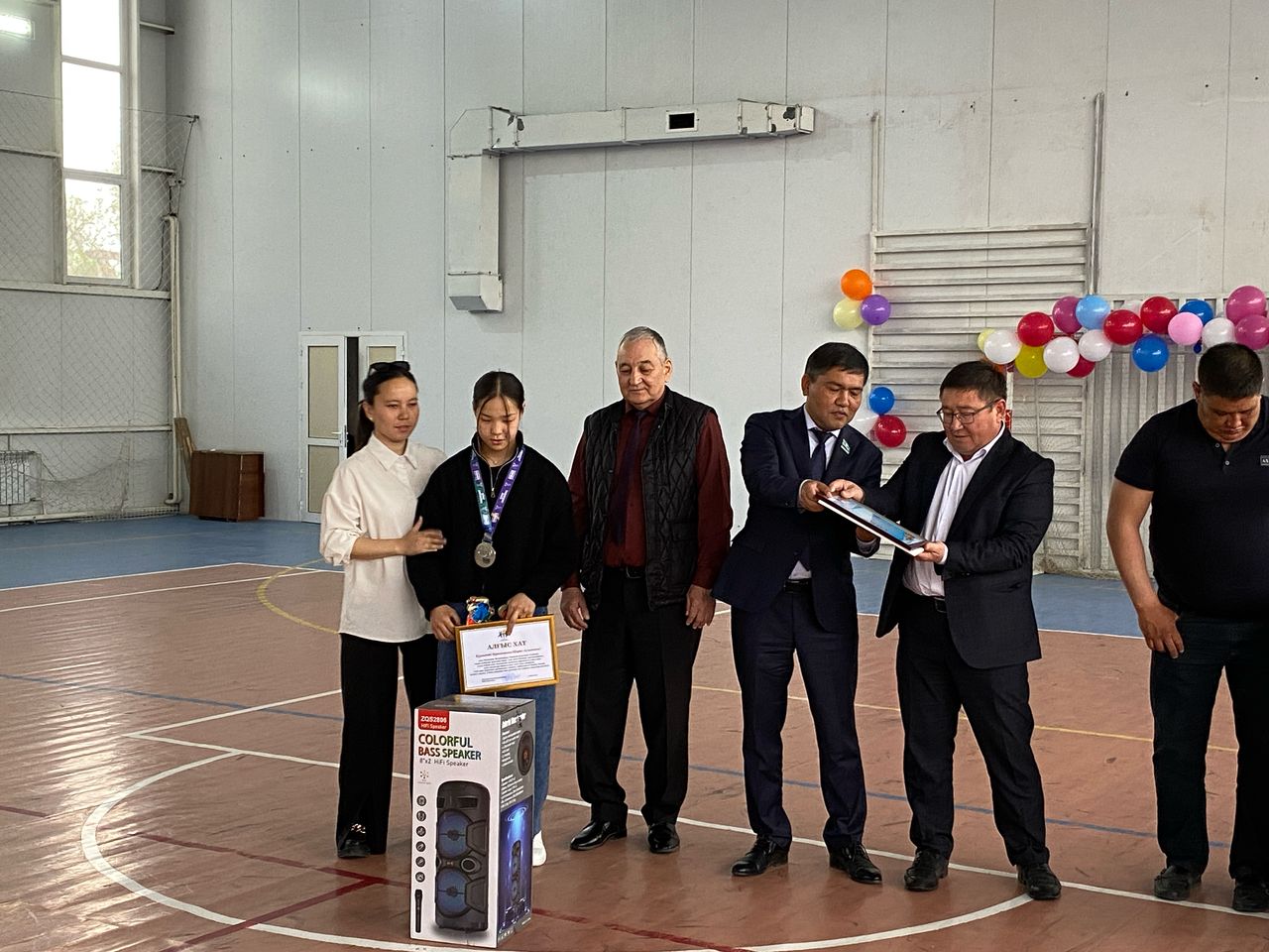 Қордай аудандық мәслихатының төрағасы жеңімпаздарды құттықтады