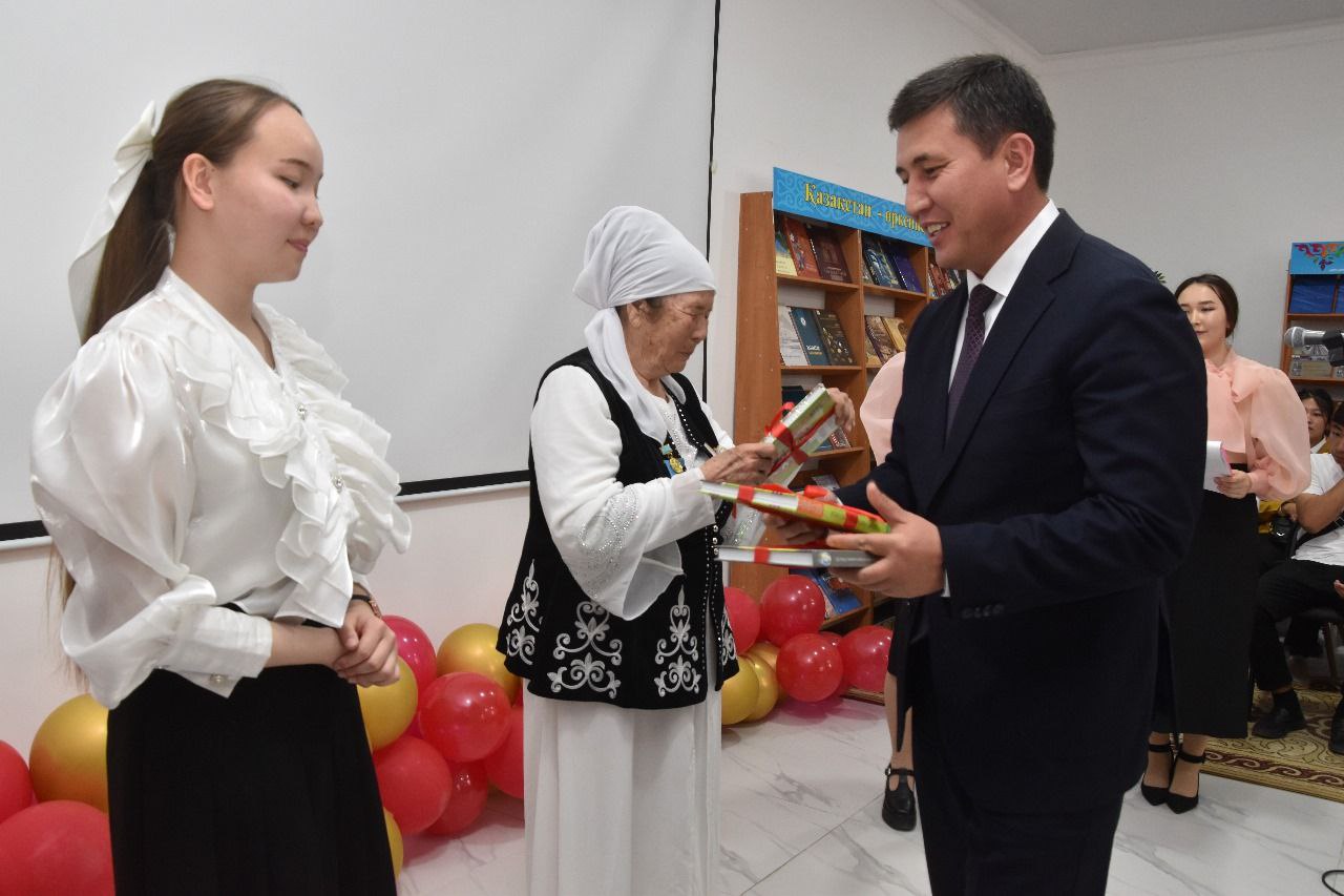ҰЛТТЫҚ КІТАП КҮНІ: Кітапқұмарларға құрмет көрсетілді