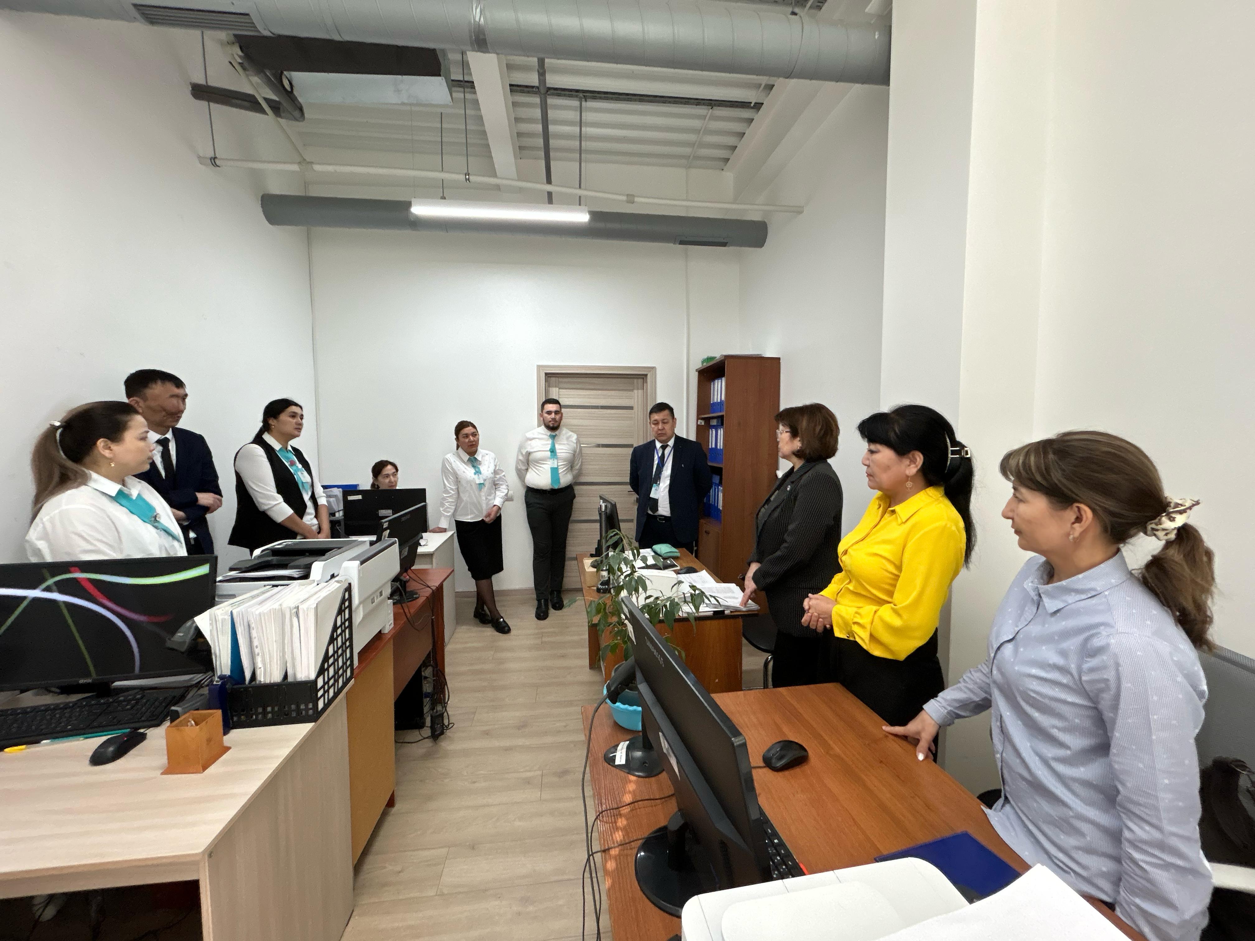 Қызылорда облысы бойынша филиалының қызметкерлеріне заңды тұлғаларды мемлекеттік тіркеу, жылжымайтын мүлікке құқықтарды мемлекеттік тіркеу және ресми құжаттарға апостиль қою мәселелері бойынша семинар өткізілді.