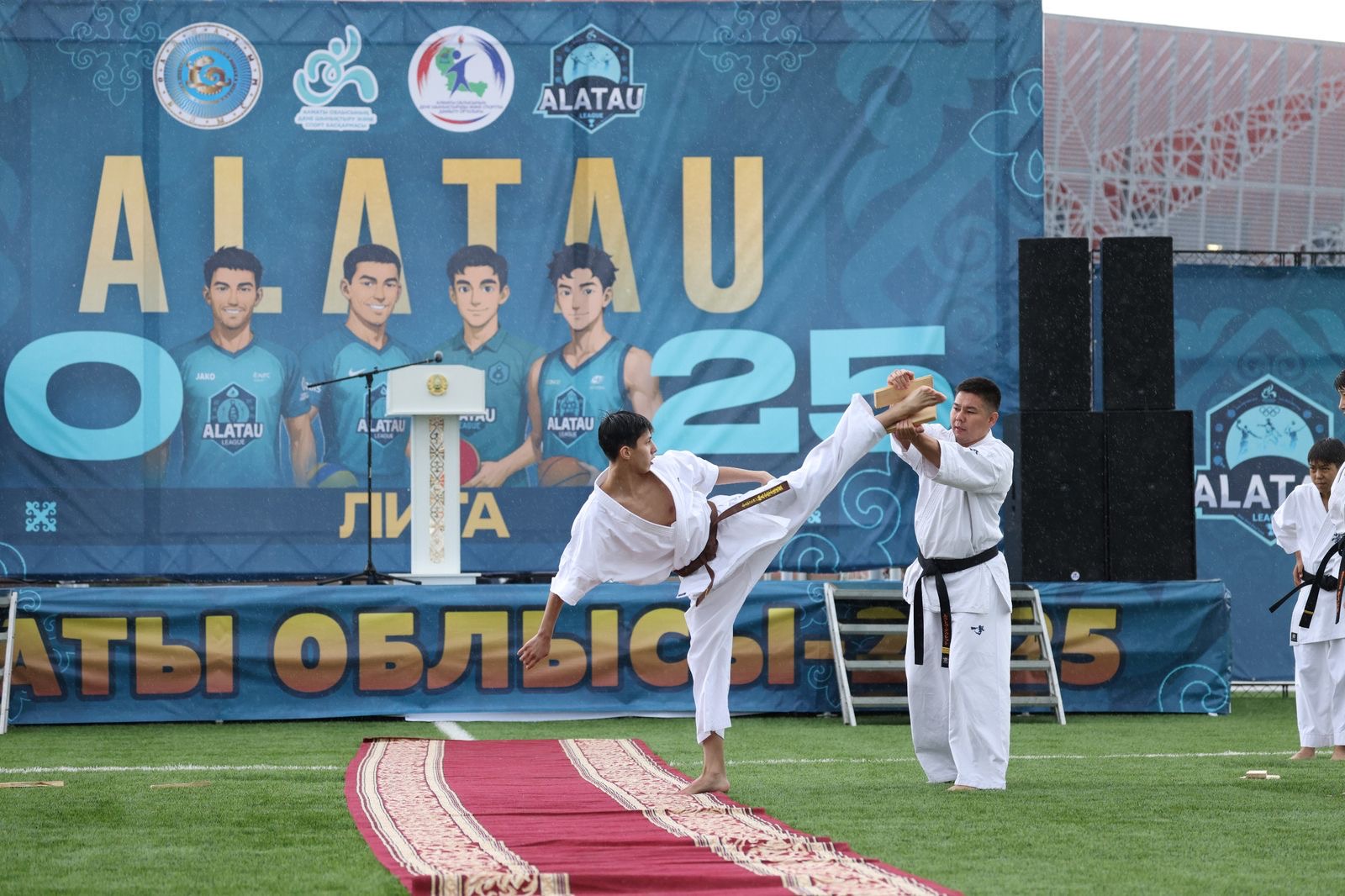 Болашақ чемпиондар лигасы: Алматы облысында жастар спортқа тартылып, бағалы сыйлықтармен марапатталуда