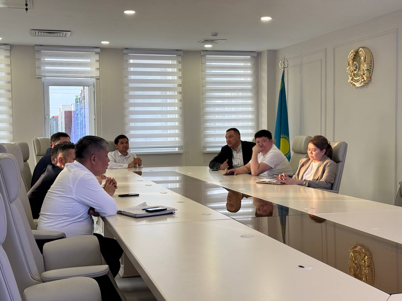 Аудан кіәсіпкерлерімен тұрақты апталық кездесу өтті