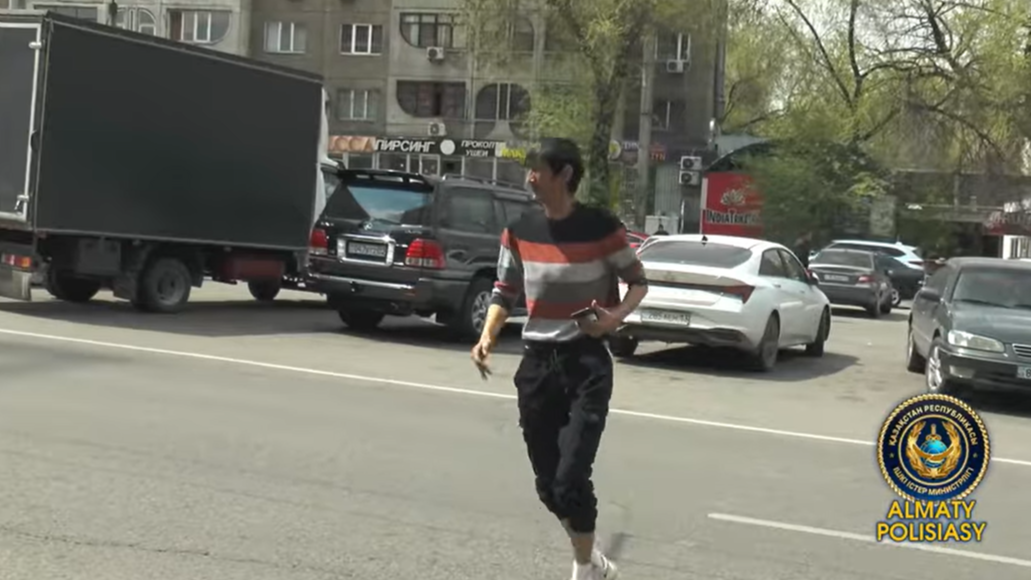 Алматы полициясы жаяу жүргіншілердің қауіпсіздігін бақылауды күшейтті