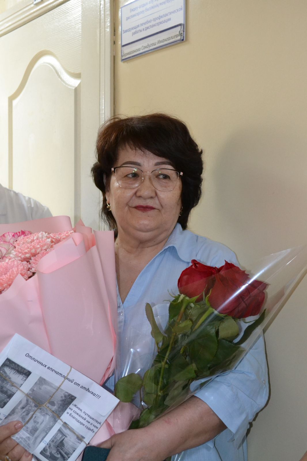 В Кокшетау проводили на заслуженный отдых врача с 45-летним стажем