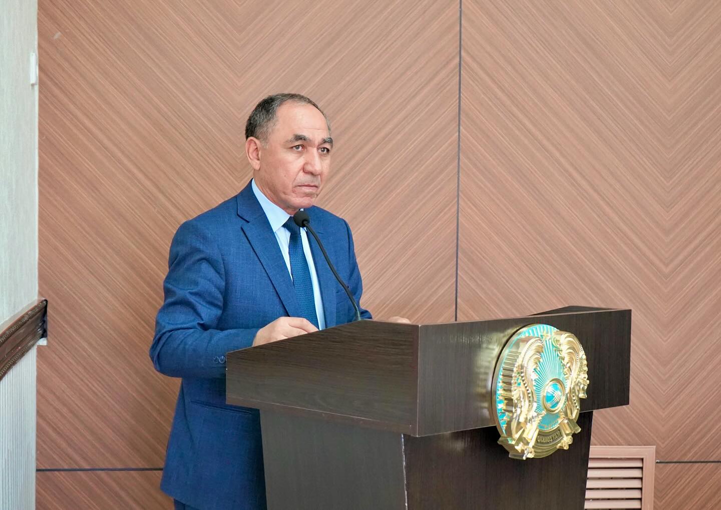 ҚАЛА ӘКІМІНІҢ ТӨРАҒАЛЫҒЫМЕН КЕЗЕКТІ АППАРАТТЫҚ ЖИЫН ӨТТІ