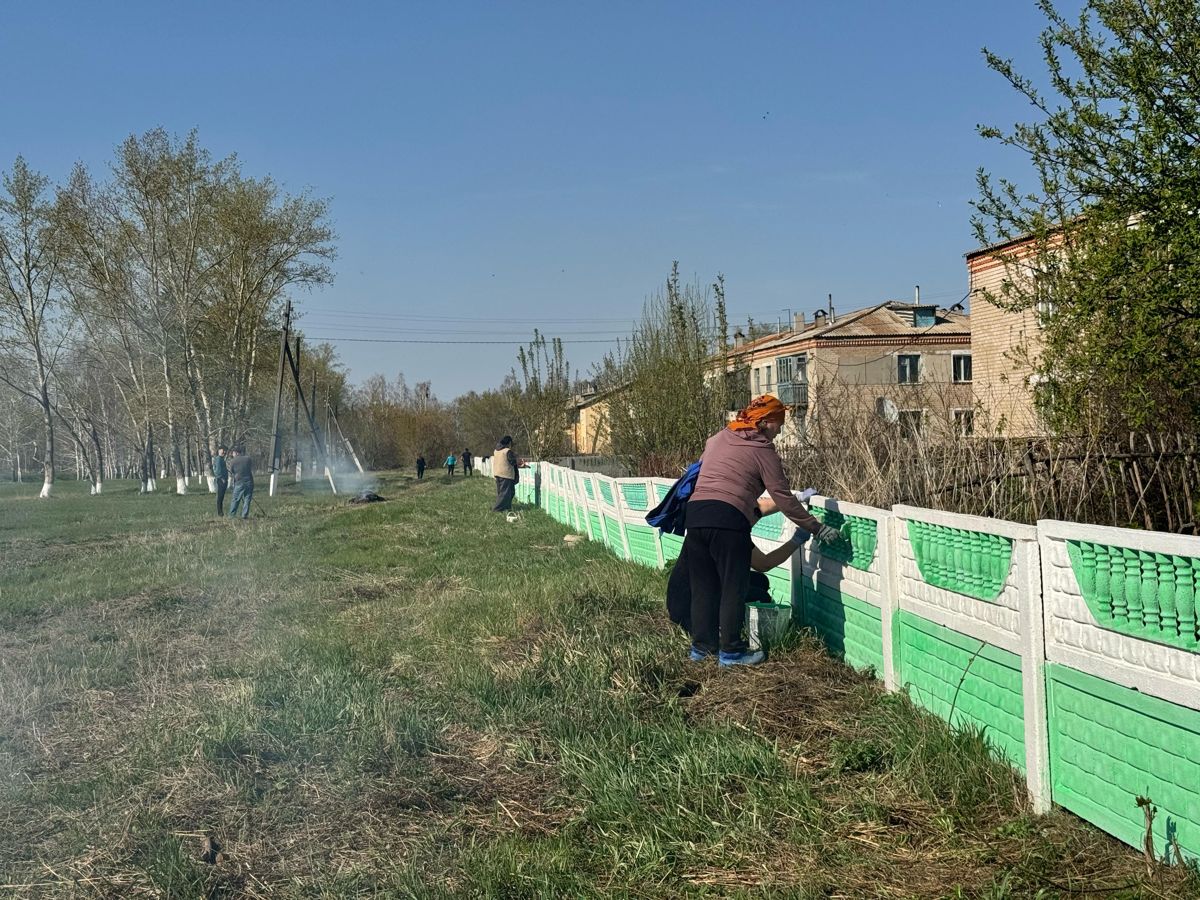 📢 В рамках трёхмесячника по благоустройству, проводимого по инициативе республиканской экологической акции «Таза Қазақстан», 24 апреля 2025 года в районе прошёл «Чистый четверг».